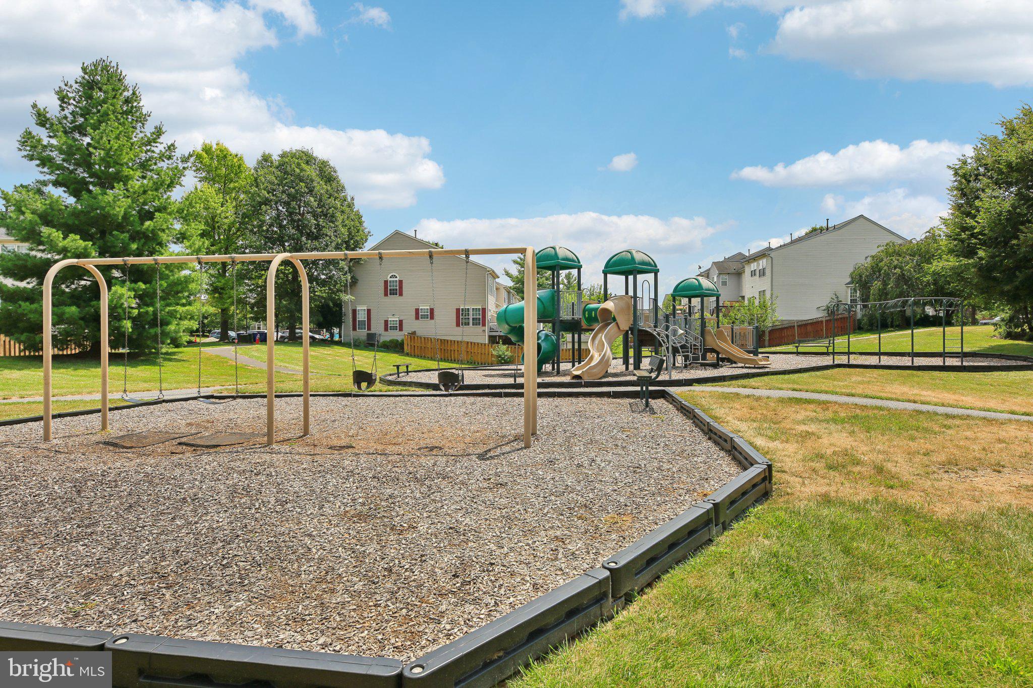 WELLINGTON TRACE - Residential