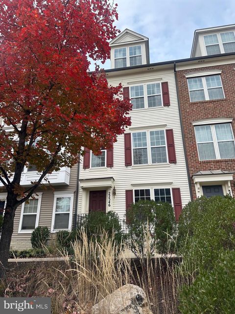 22546 PHILLIPS STREET 303 CLARKSBURG MD 20871