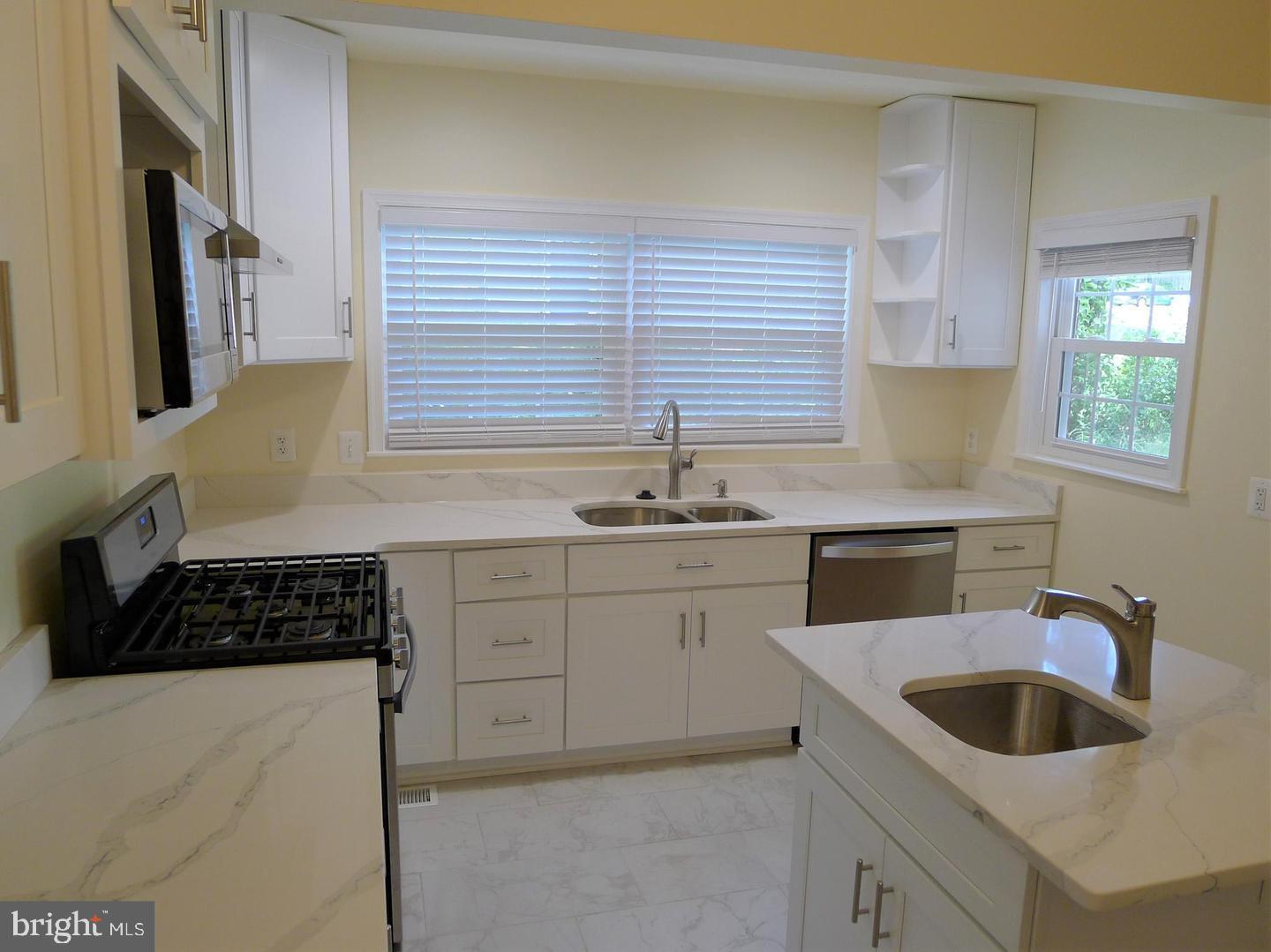 BREN MAR PARK - Residential Lease