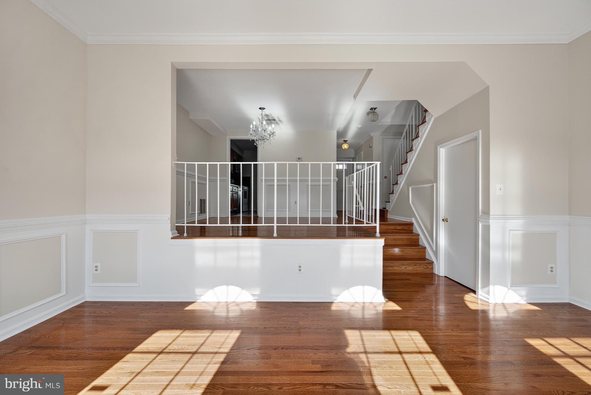 MT VERNON SQUARE TOWNHOUSE - Residential Lease