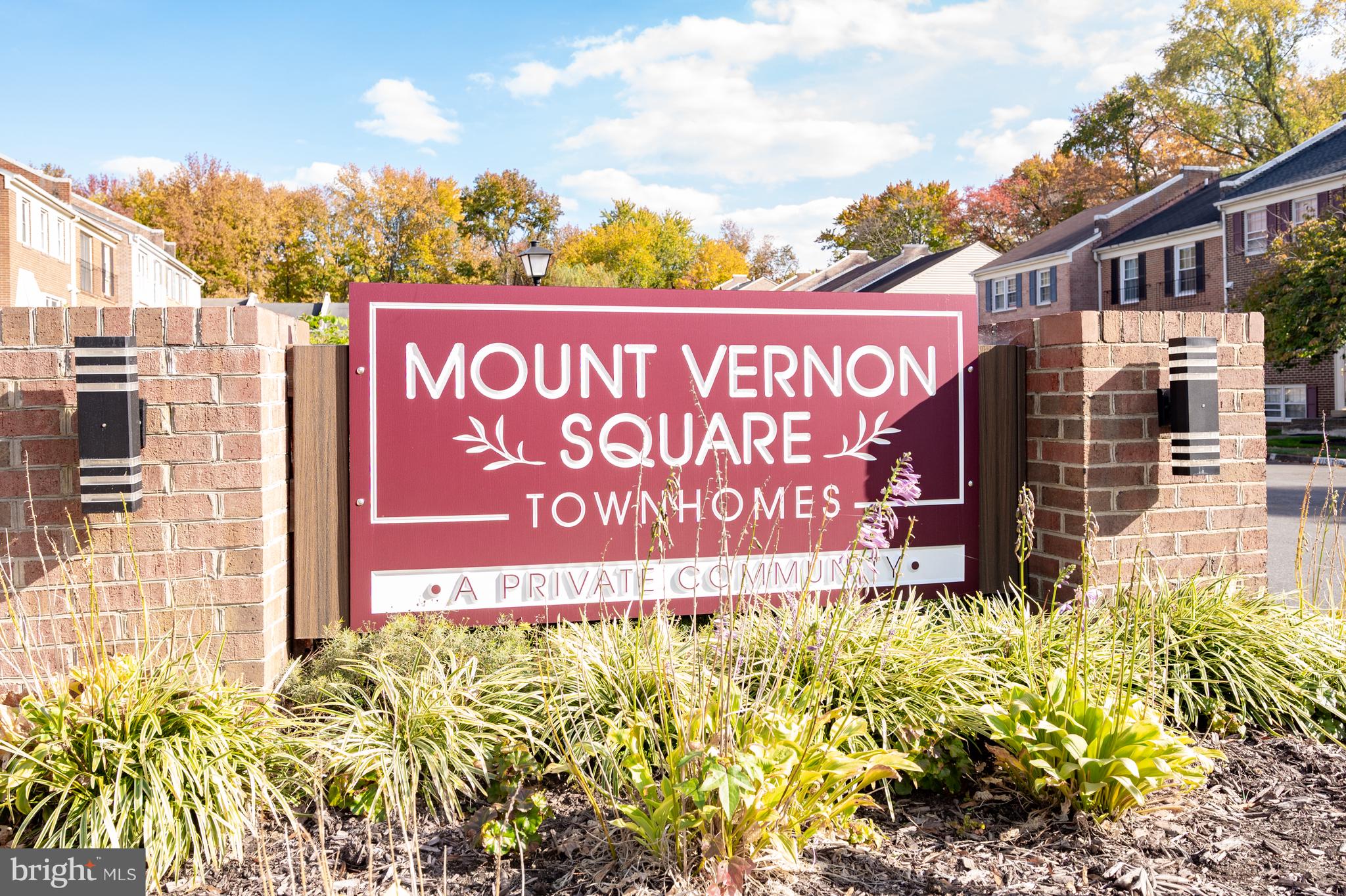MT VERNON SQUARE TOWNHOUSE - Residential Lease