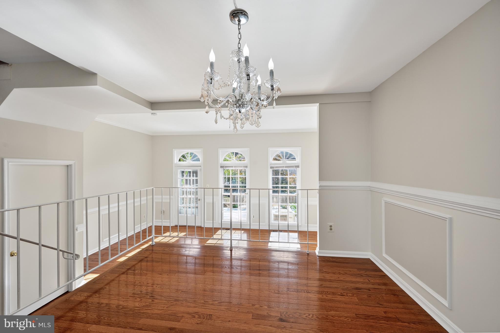 MT VERNON SQUARE TOWNHOUSE - Residential Lease