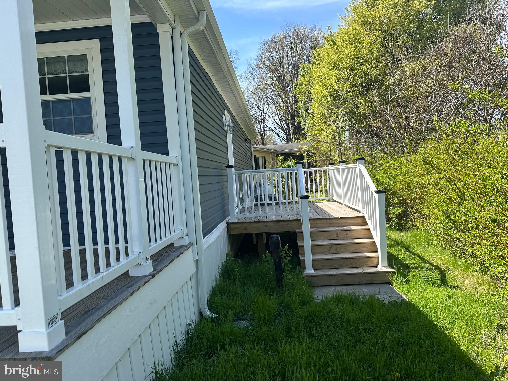 MELODYLAKESCNTRYCLUB - Residential