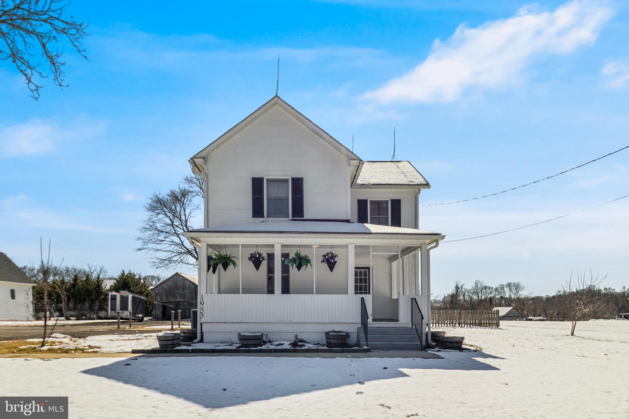 HUNTING CREEK ESTATES - Residential