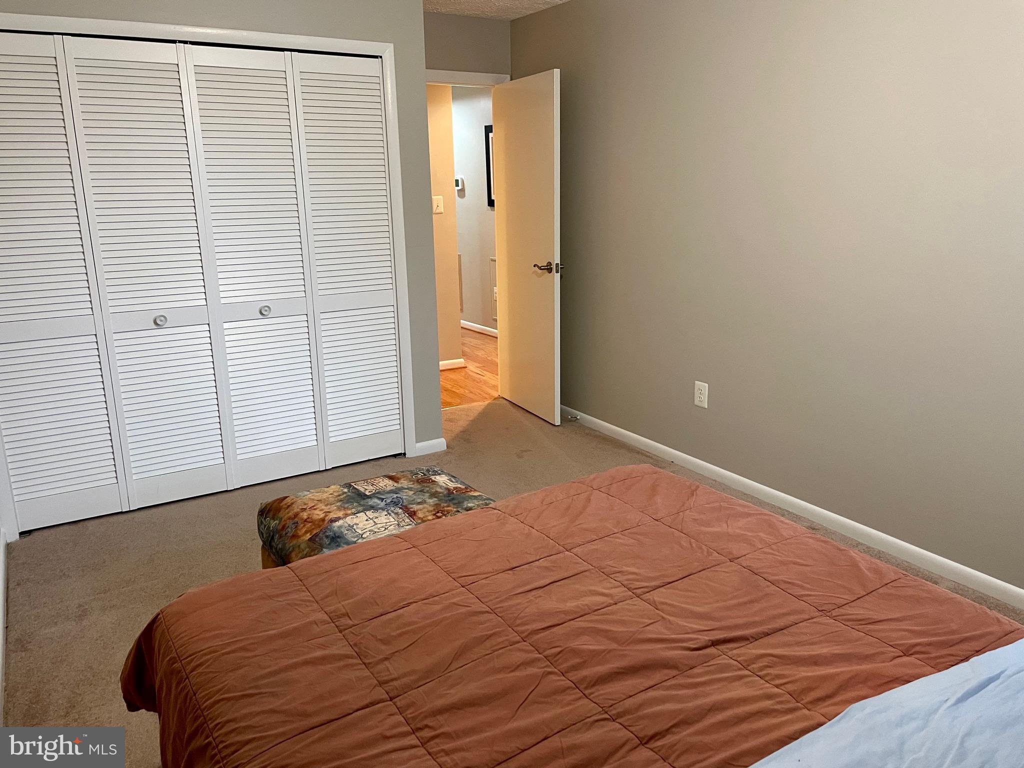 THE FALLS GARDEN - Residential Lease