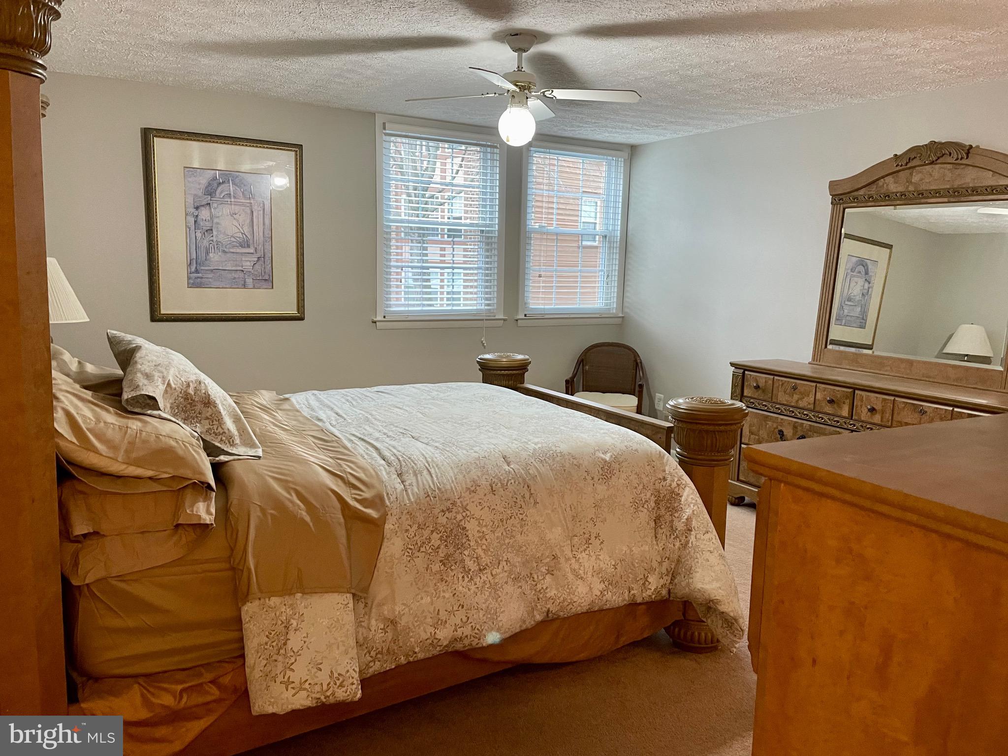 THE FALLS GARDEN - Residential Lease