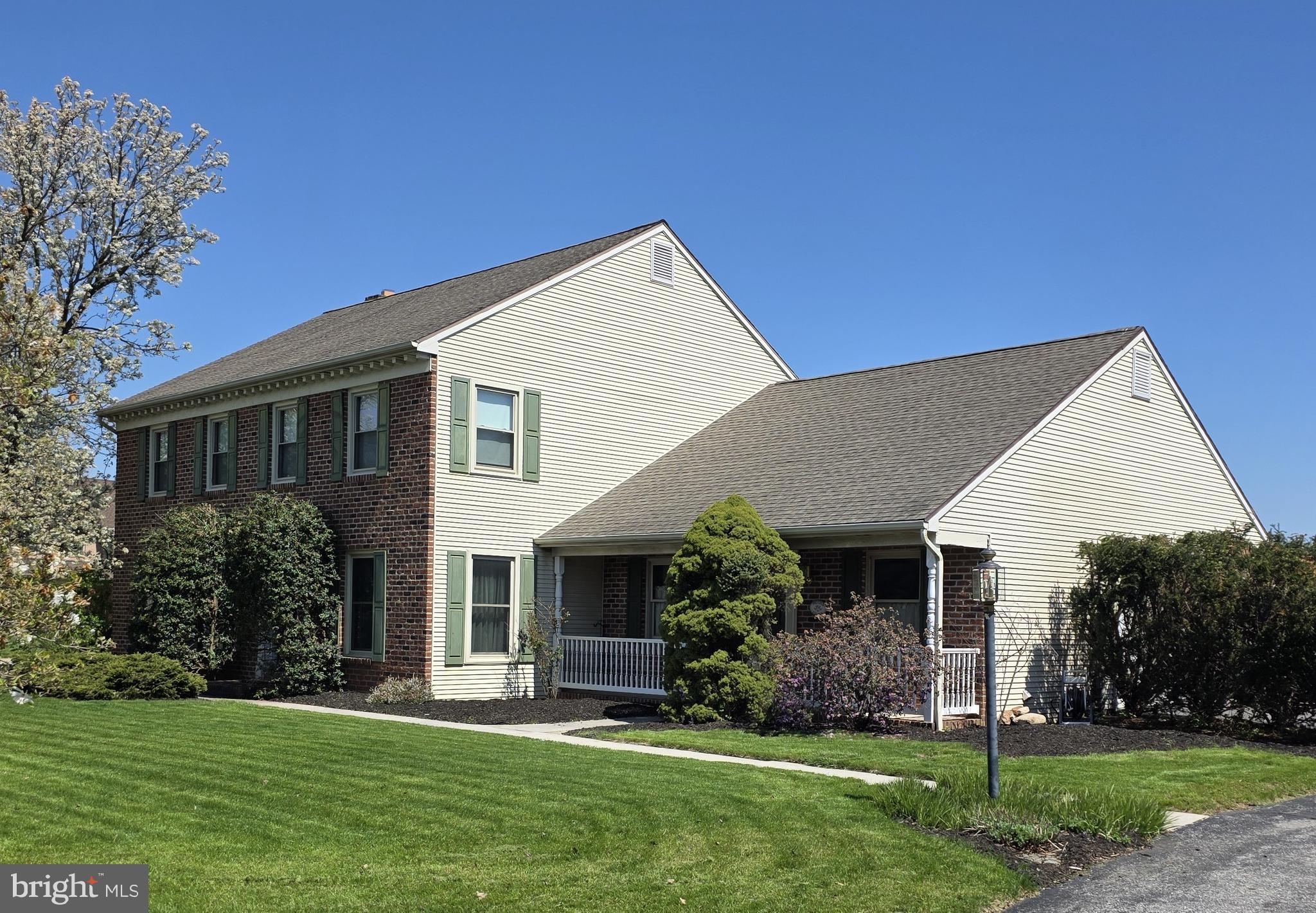 BARRINGTON PLACE - Residential