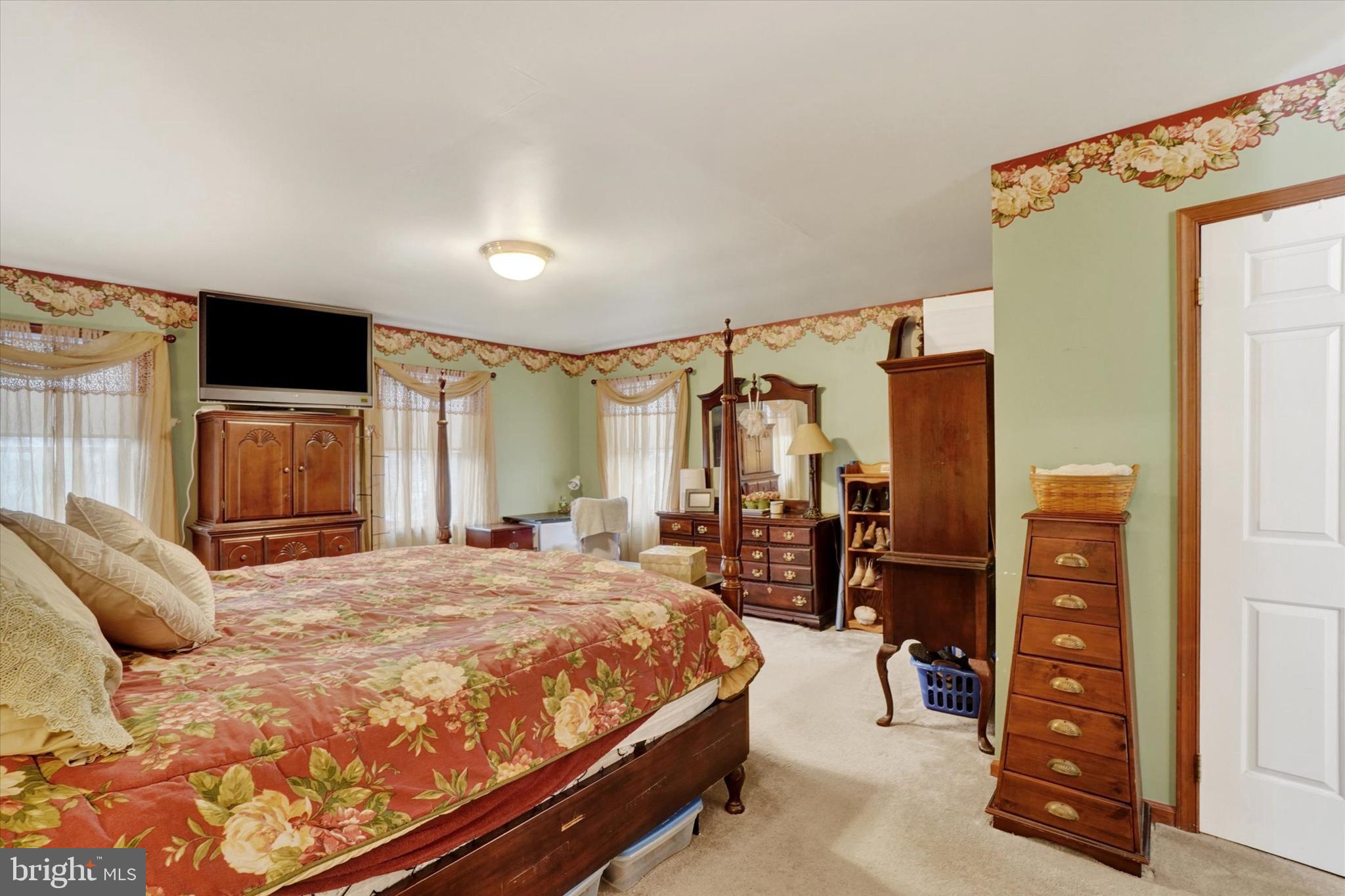 BARRINGTON PLACE - Residential