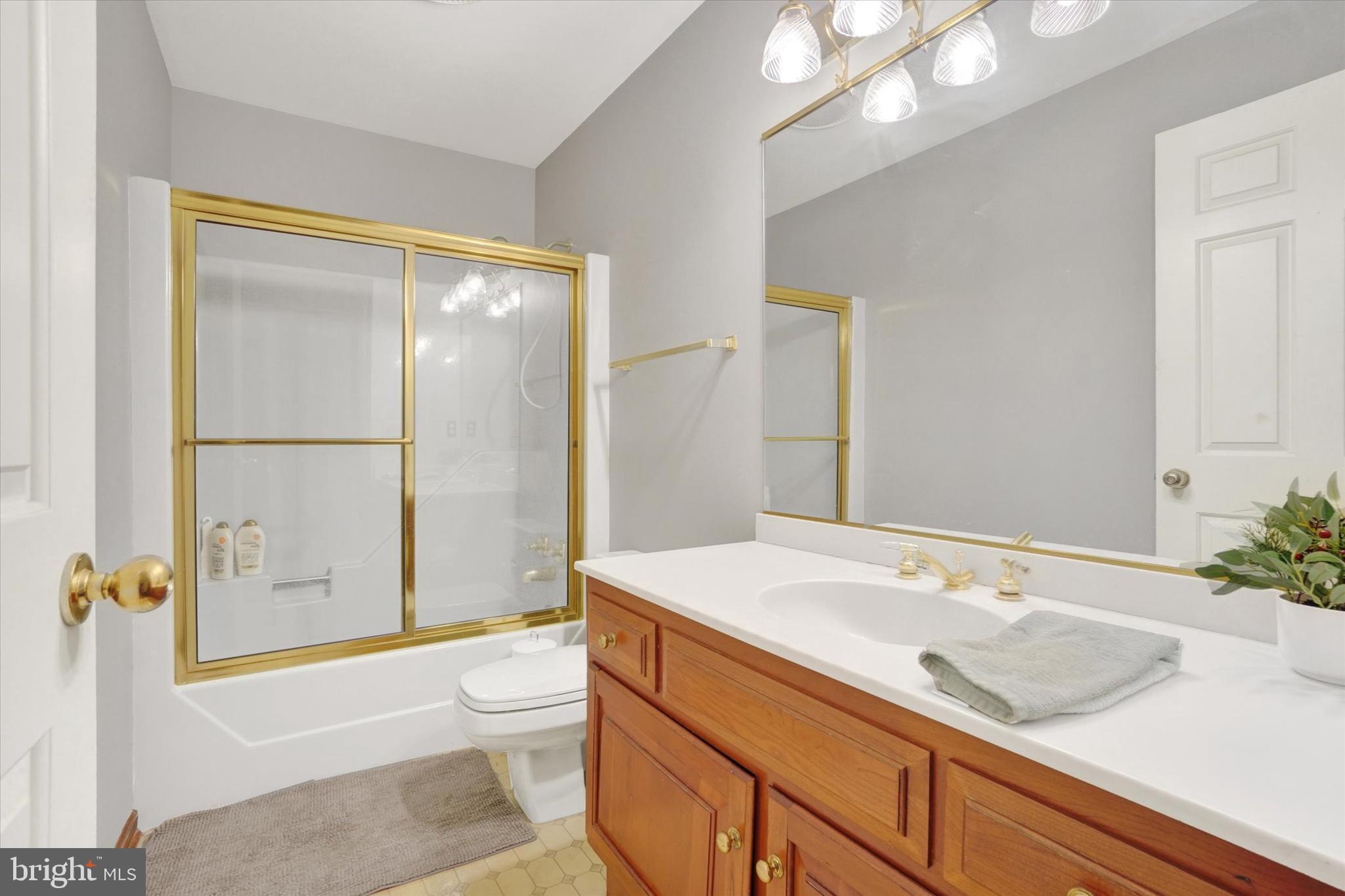 BARRINGTON PLACE - Residential