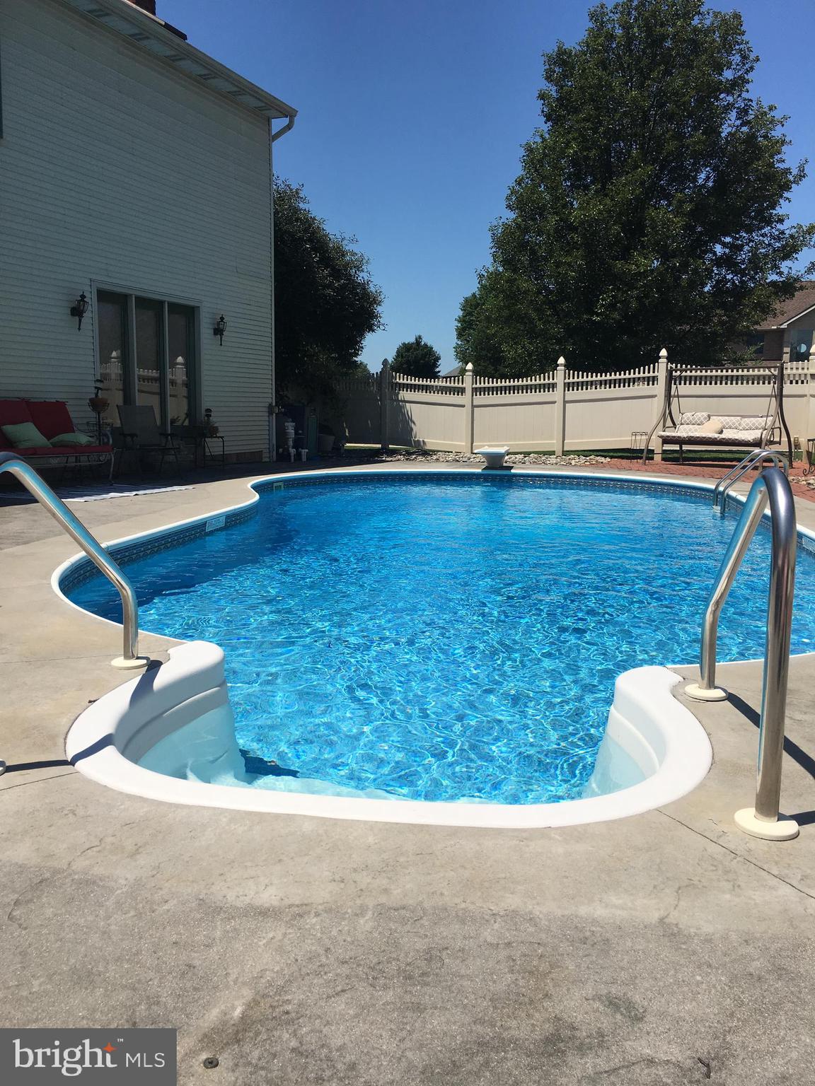 BARRINGTON PLACE - Residential