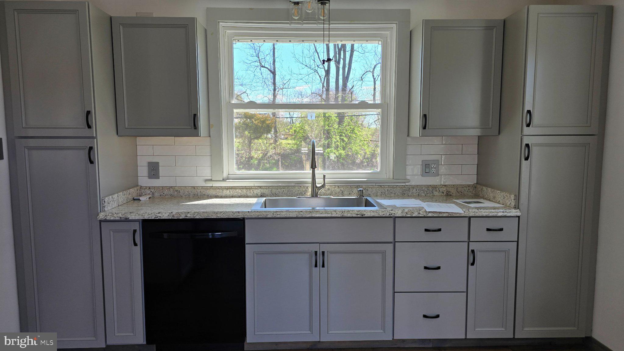 LONDON BRITAIN - Residential