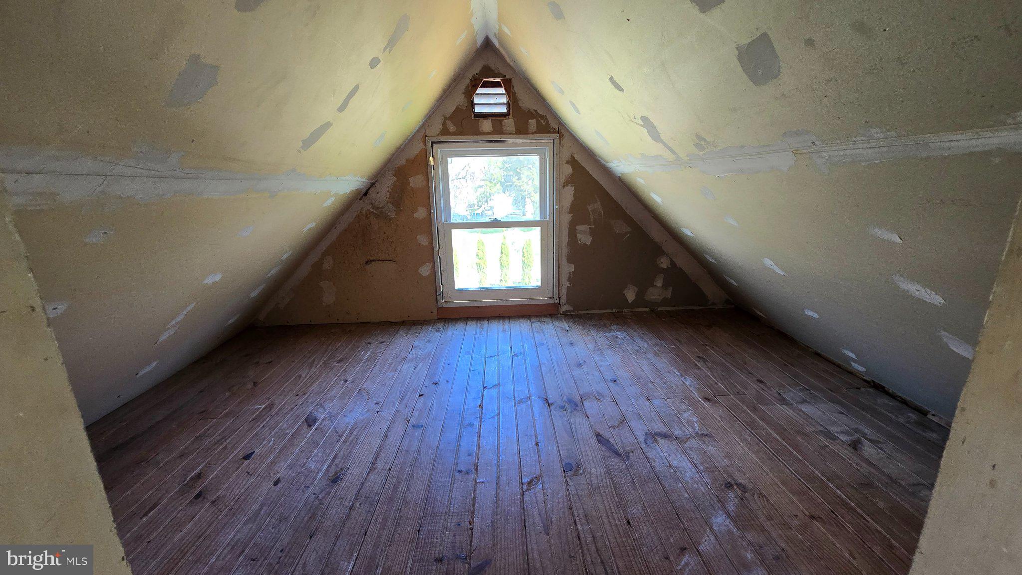 LONDON BRITAIN - Residential