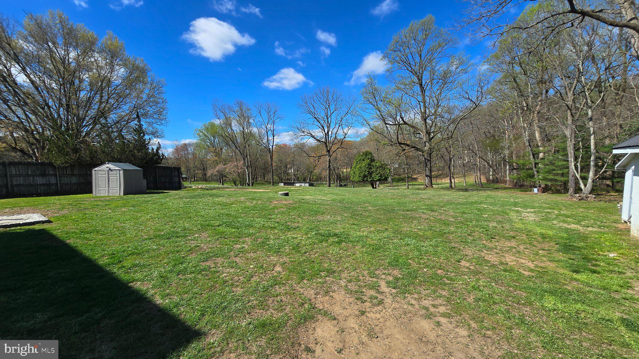 LONDON BRITAIN - Residential