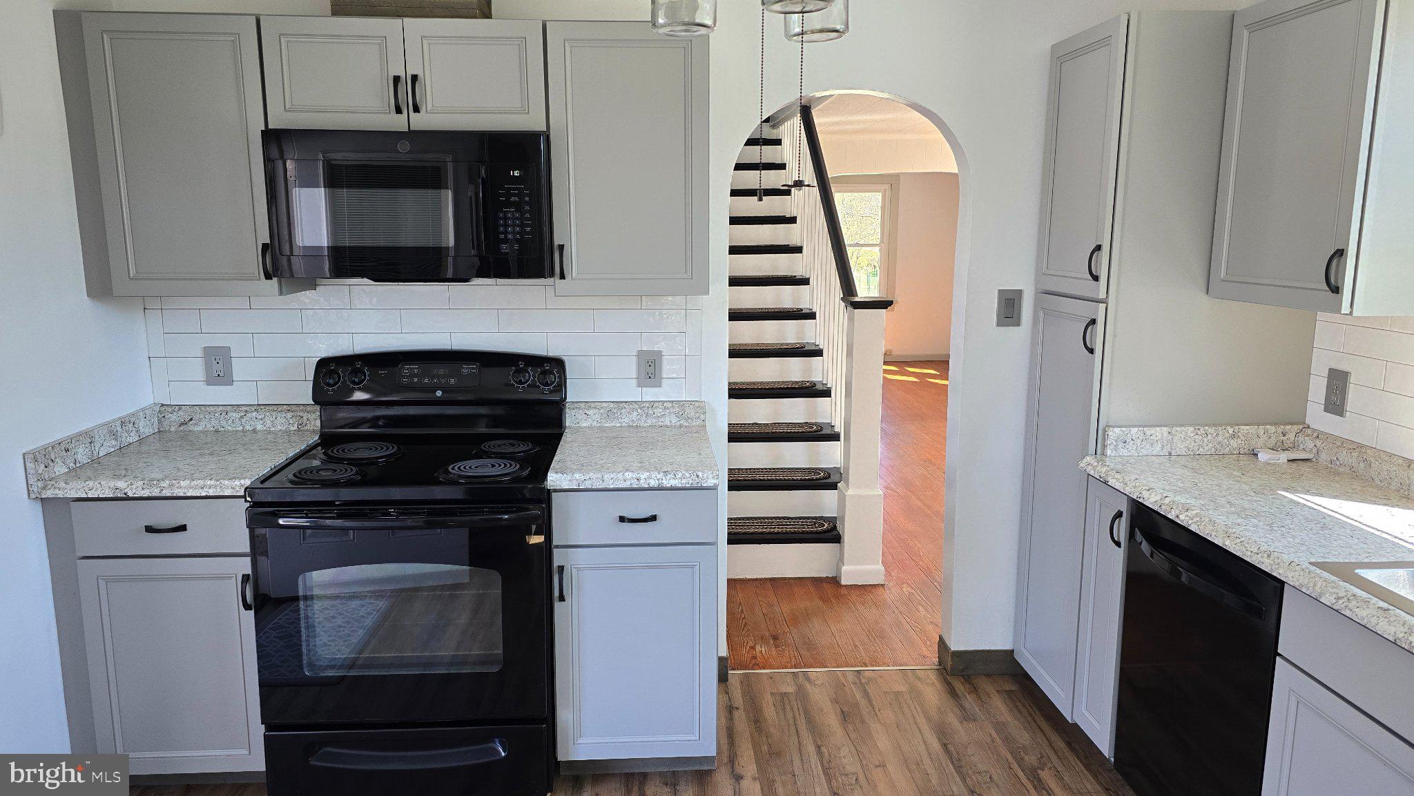 LONDON BRITAIN - Residential