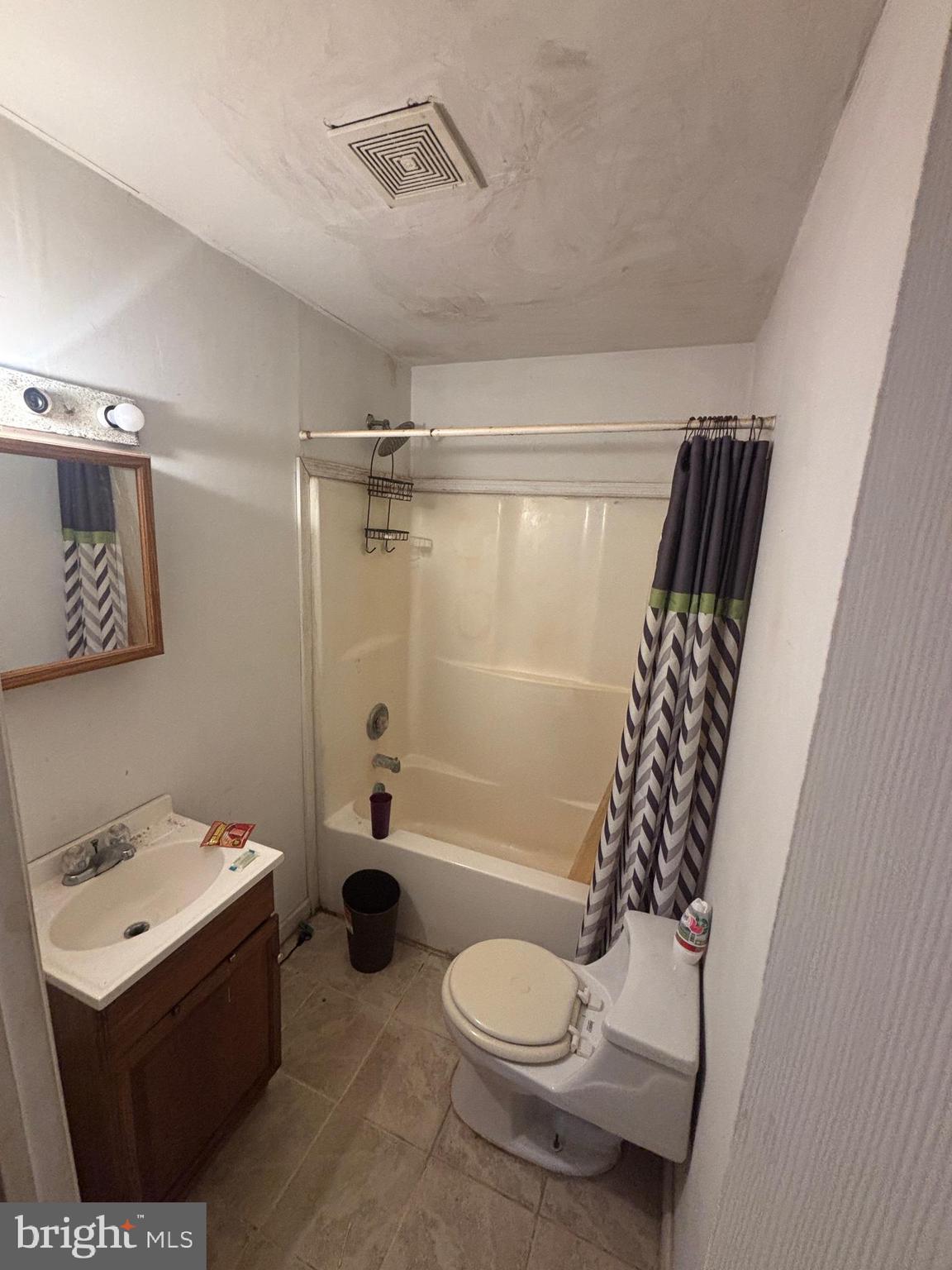 FOXBROOK FOREST - Residential