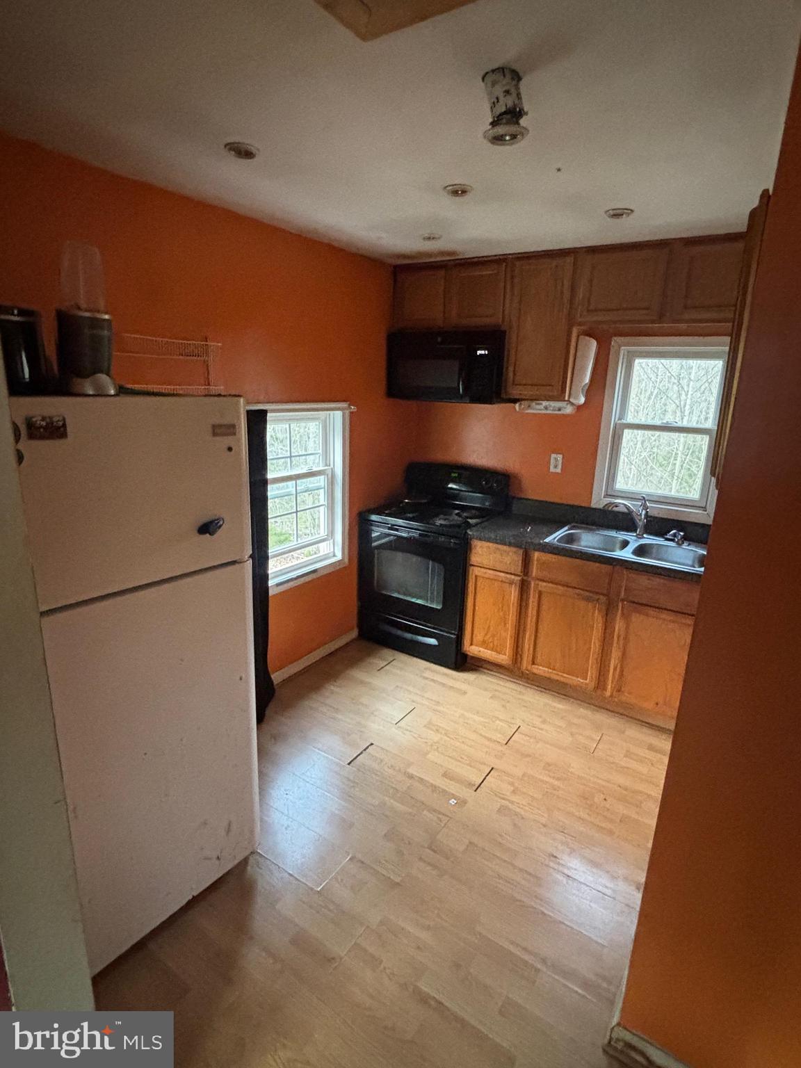 FOXBROOK FOREST - Residential