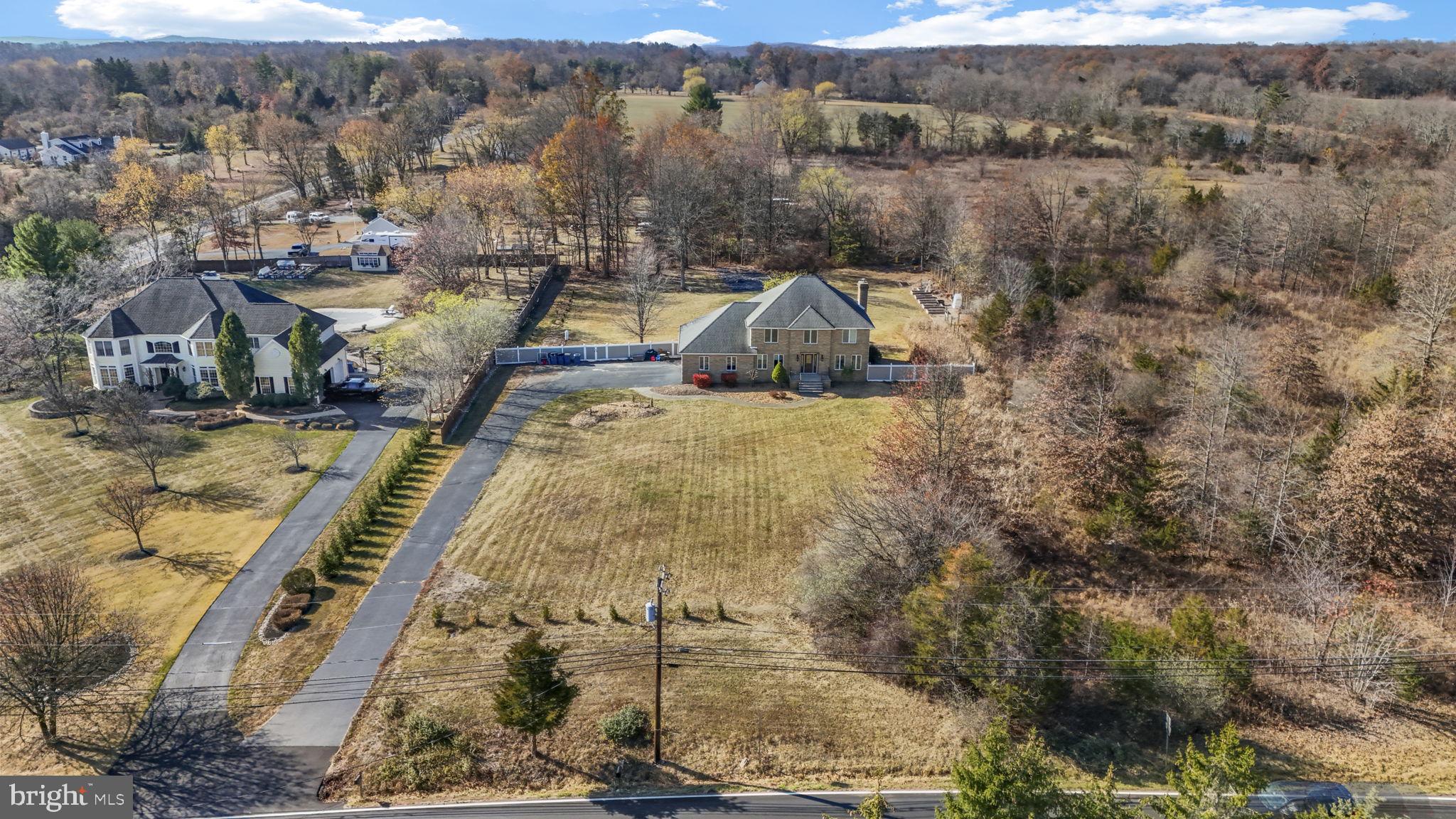 111 MOUNT AIRY HARBOURTON