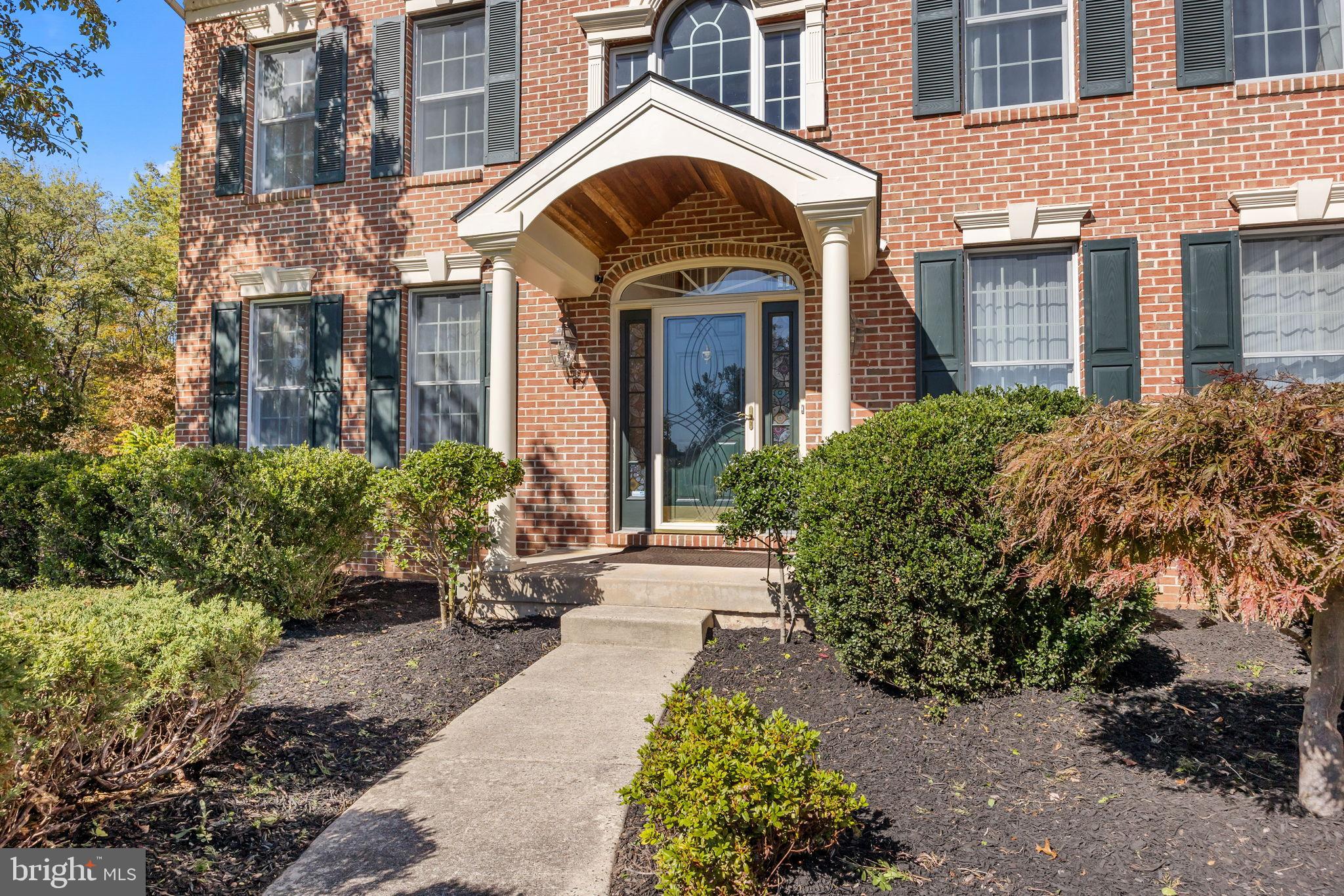 1120 KINGSLEY HALL DRIVE