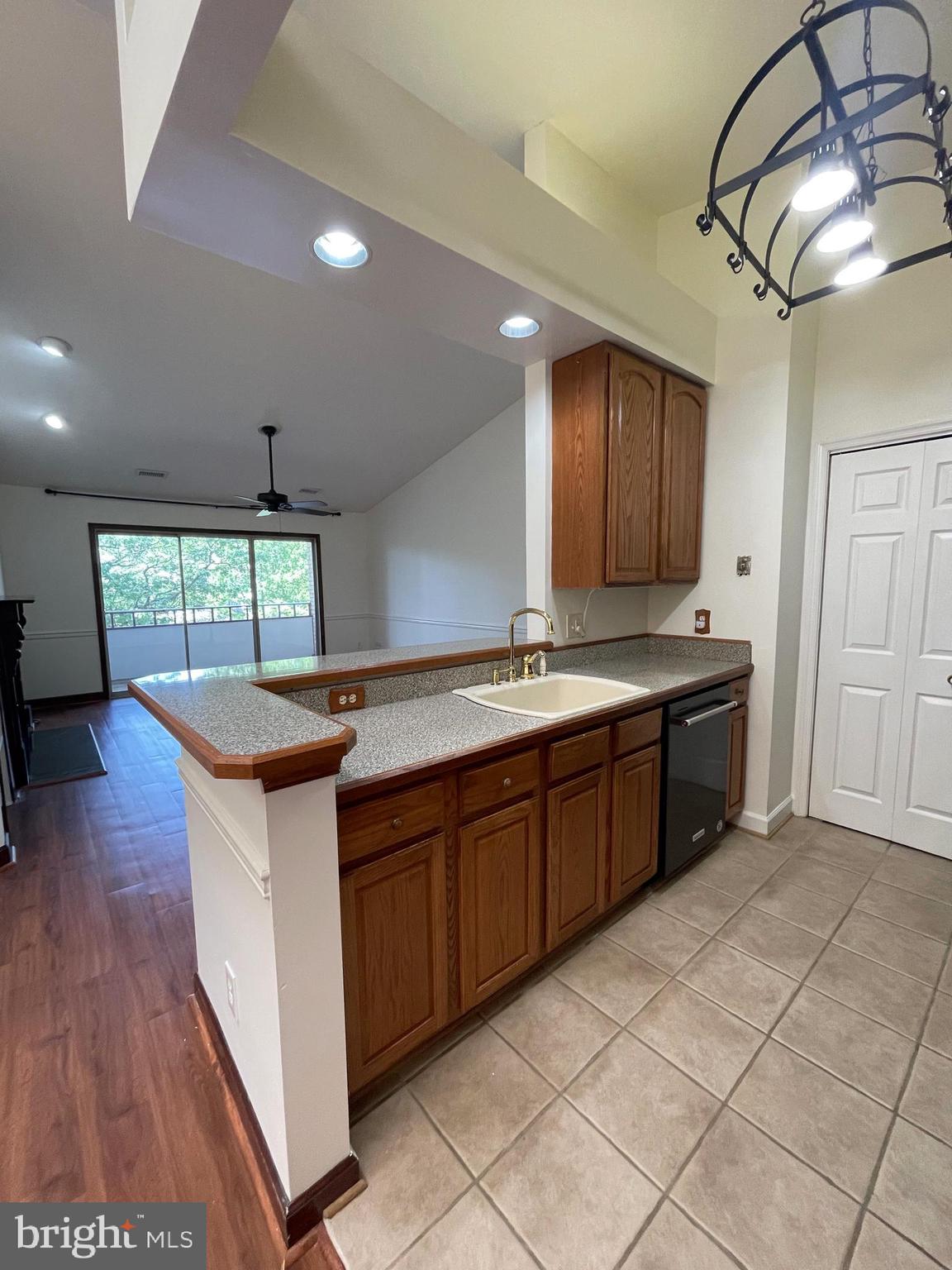 13701 MODRAD WAY 9C-34