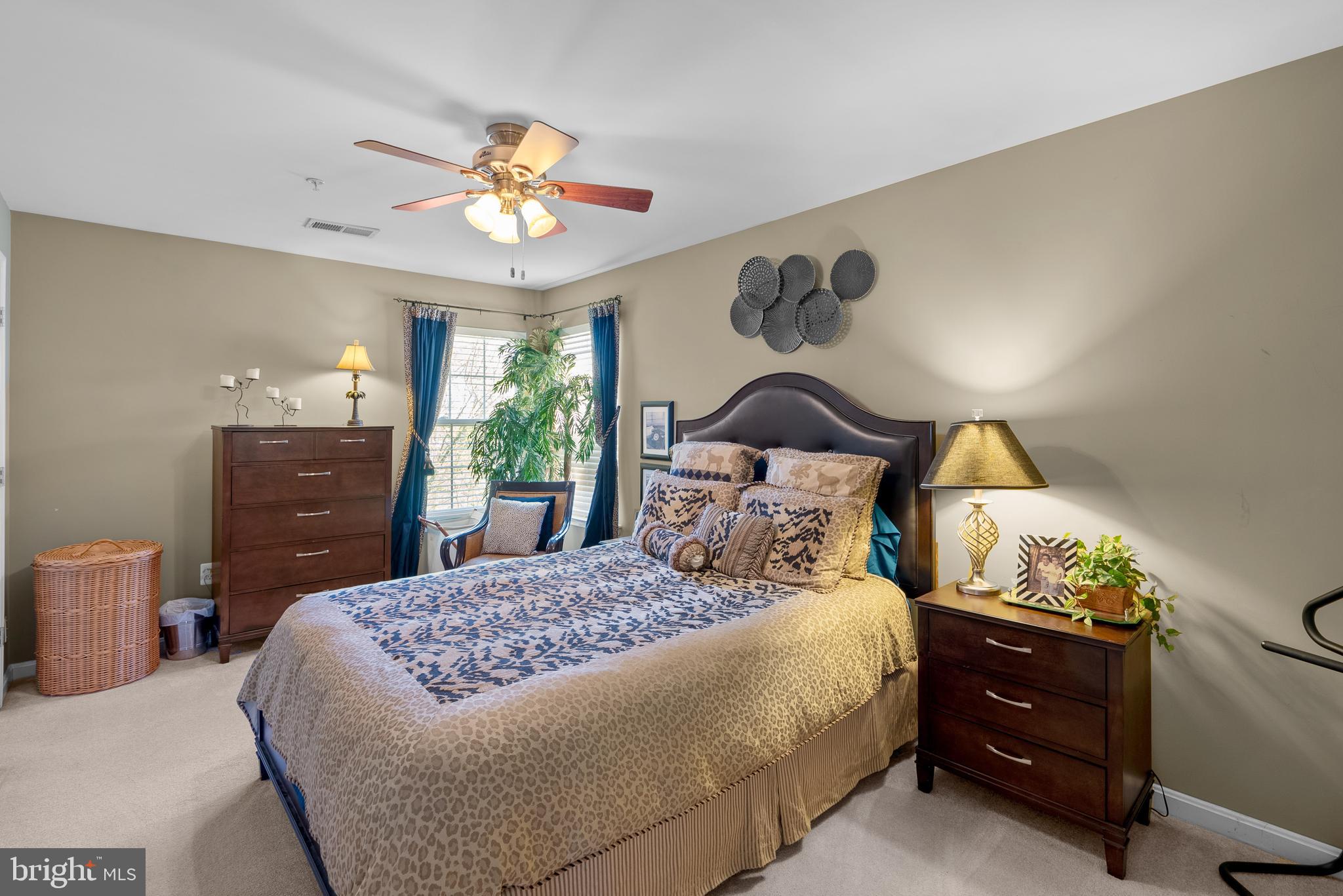 HERITAGE GLEN-PLAT FIVE> - Residential