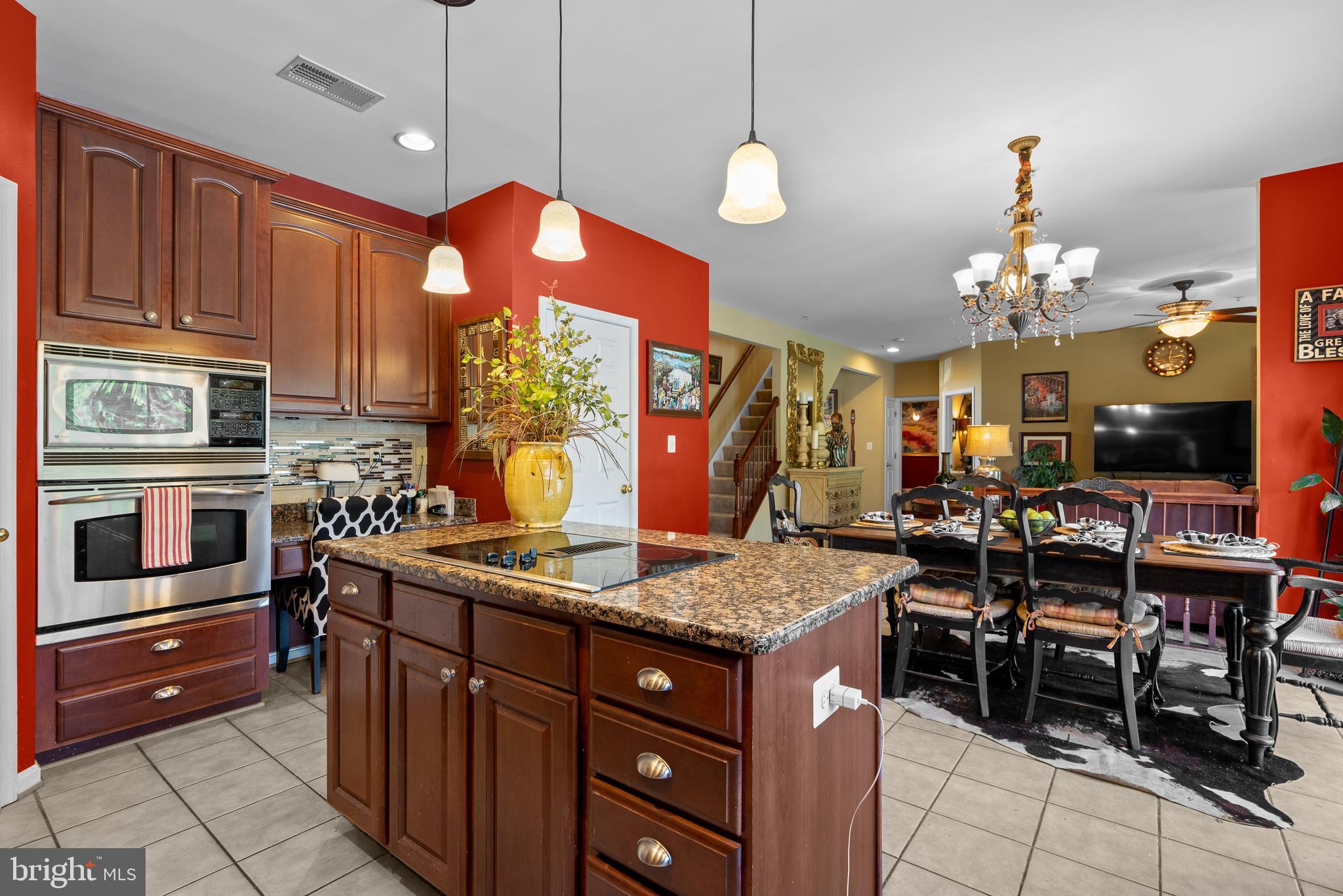 HERITAGE GLEN-PLAT FIVE> - Residential