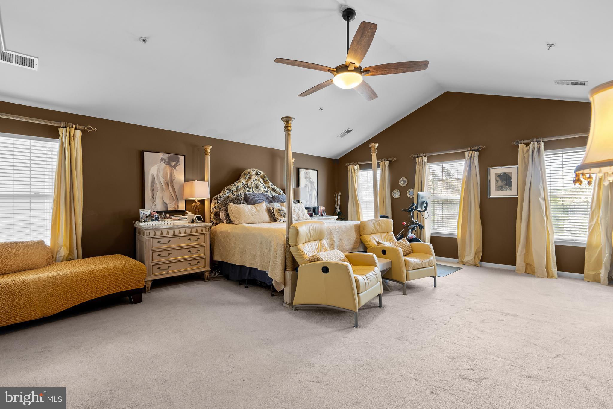 HERITAGE GLEN-PLAT FIVE> - Residential