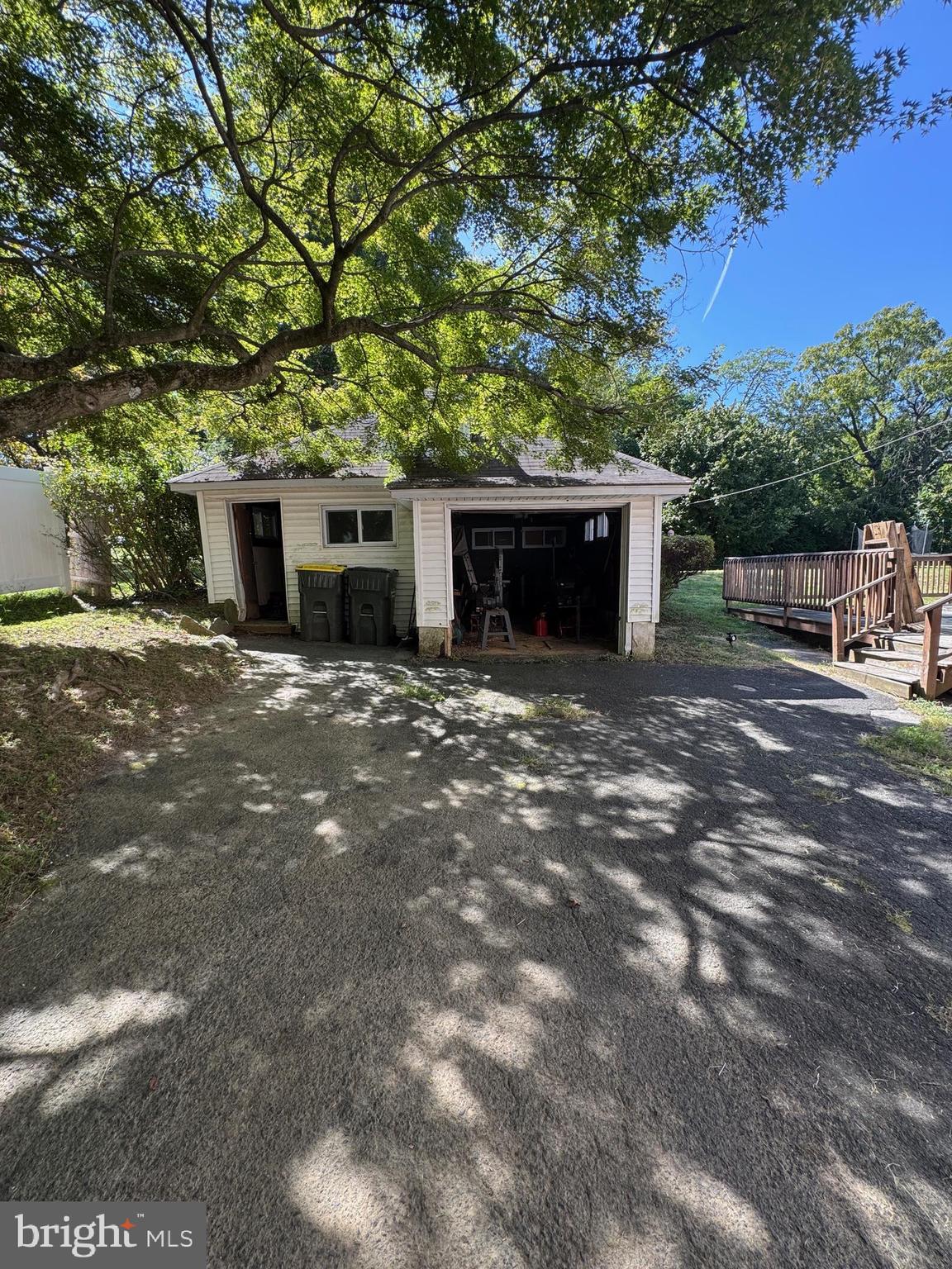 GRAND VIEW HGTS - Residential Income