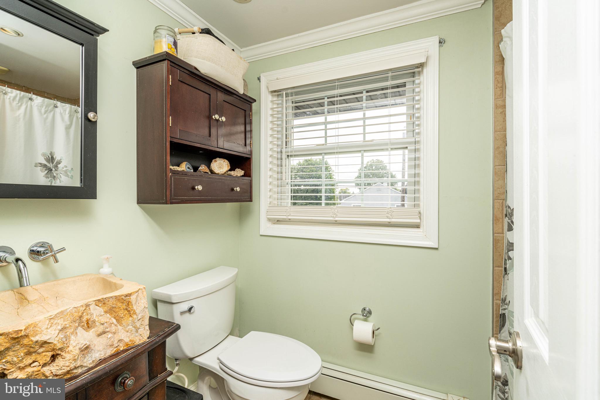 TWIN OAKS - Residential