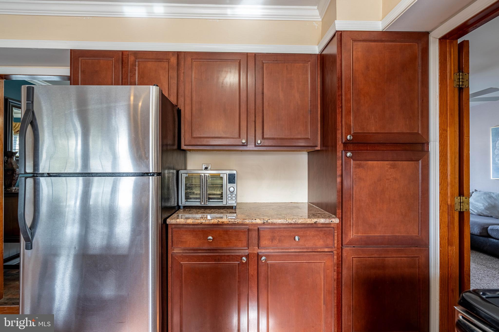 TWIN OAKS - Residential