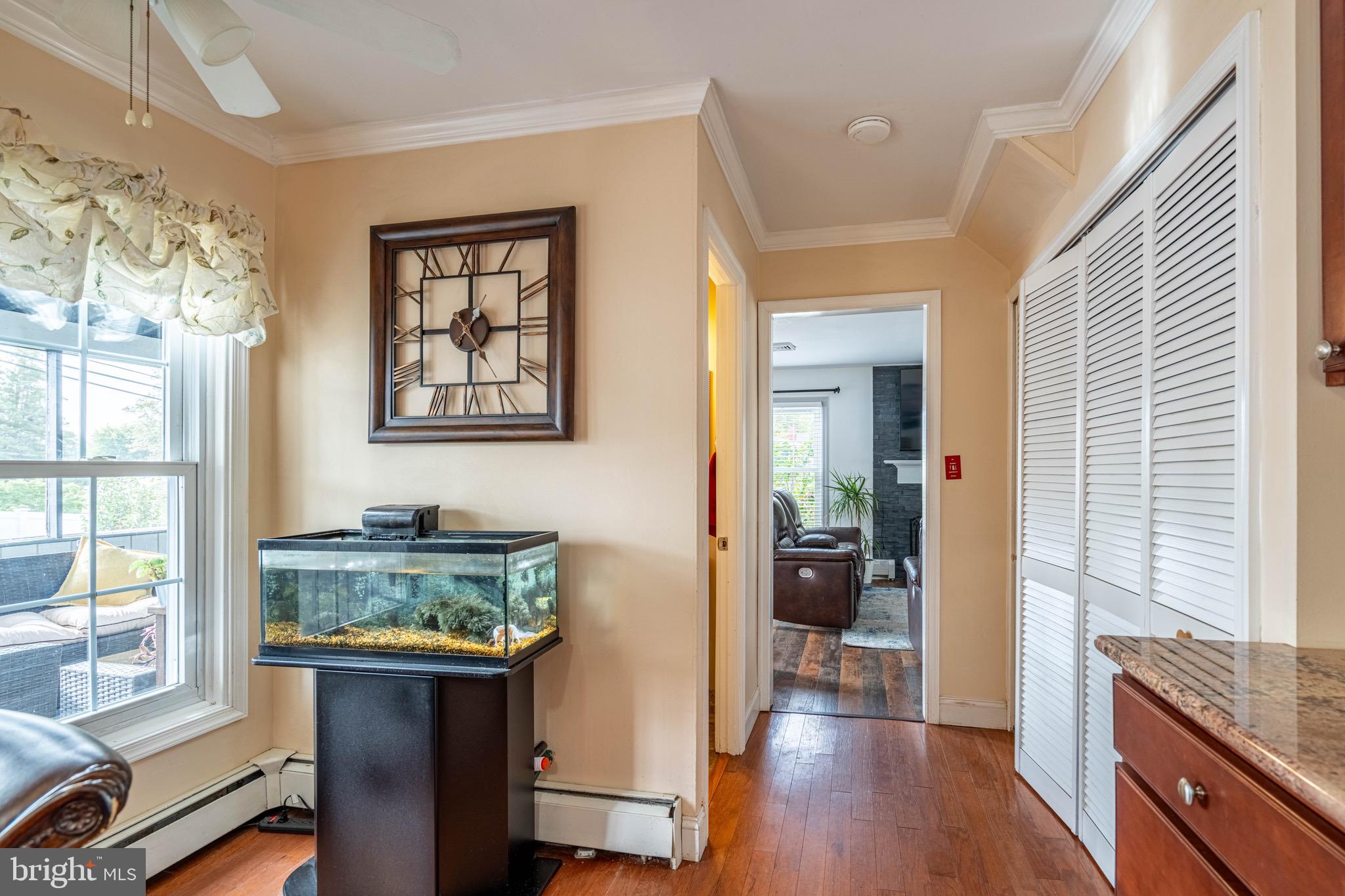 TWIN OAKS - Residential