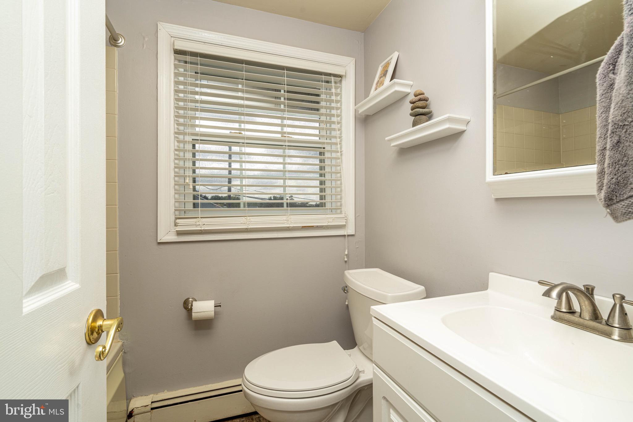 TWIN OAKS - Residential