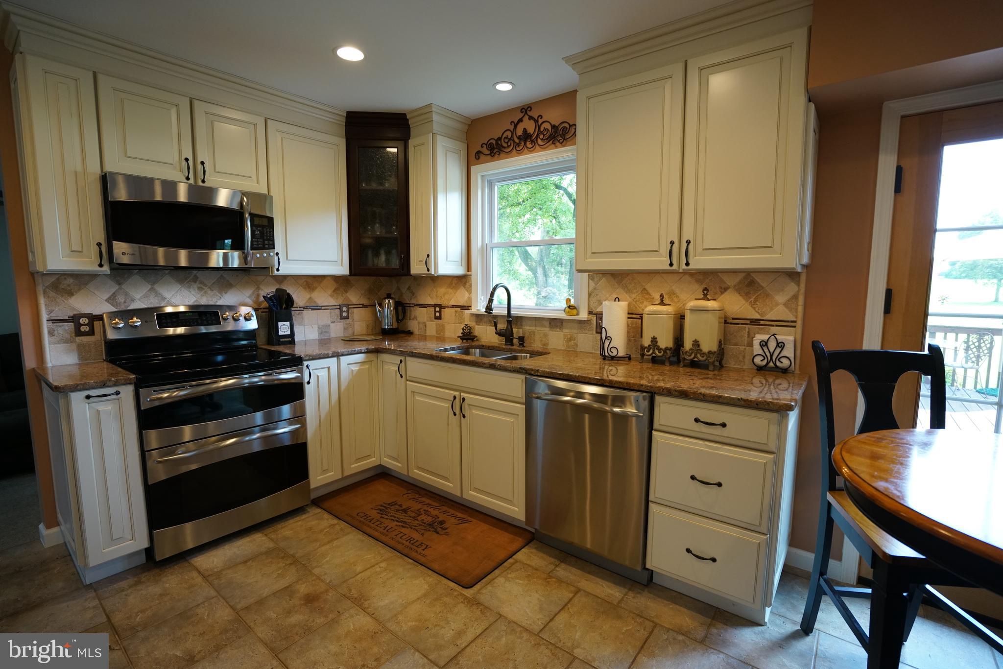 STERLING KNOLL - Residential
