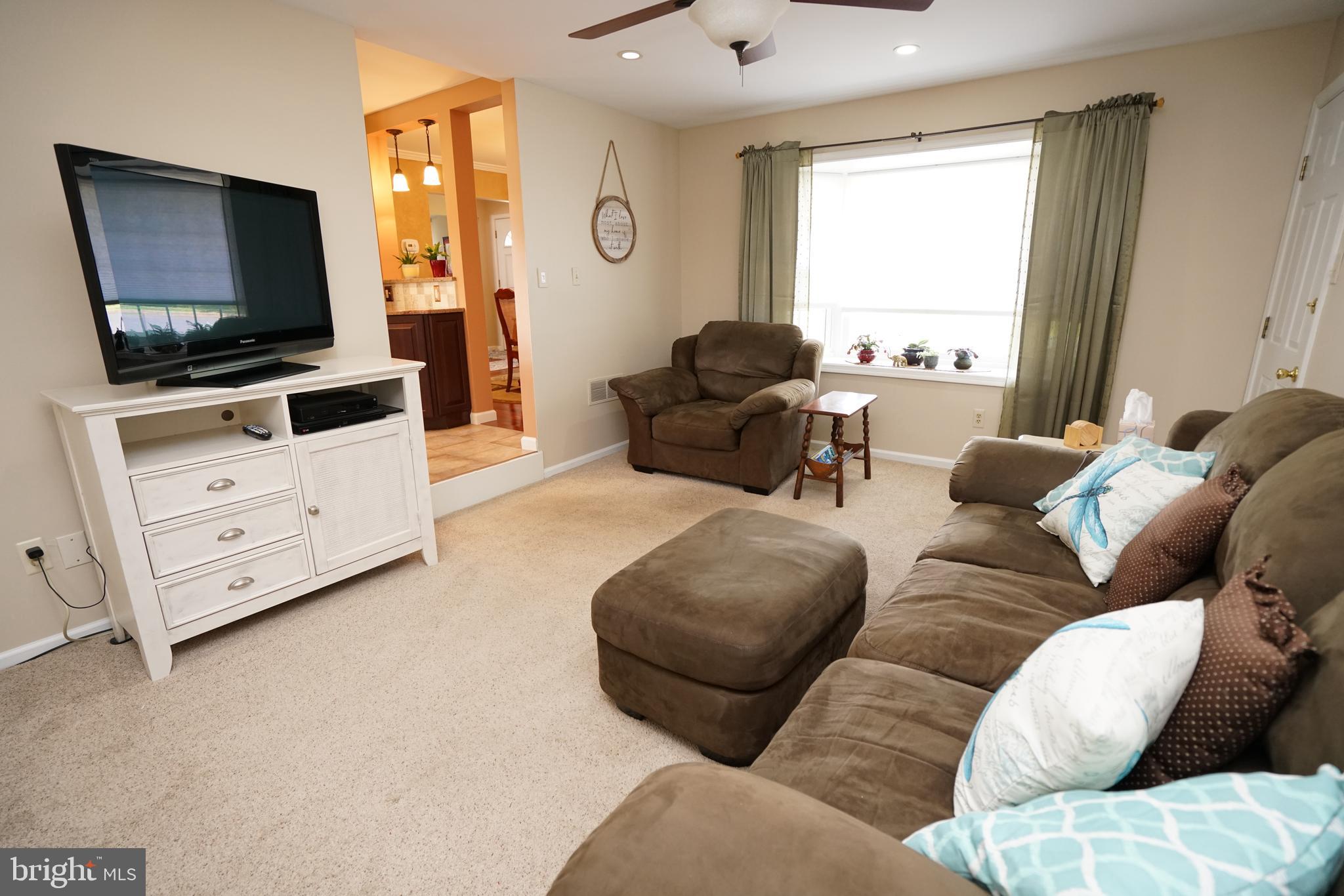 STERLING KNOLL - Residential