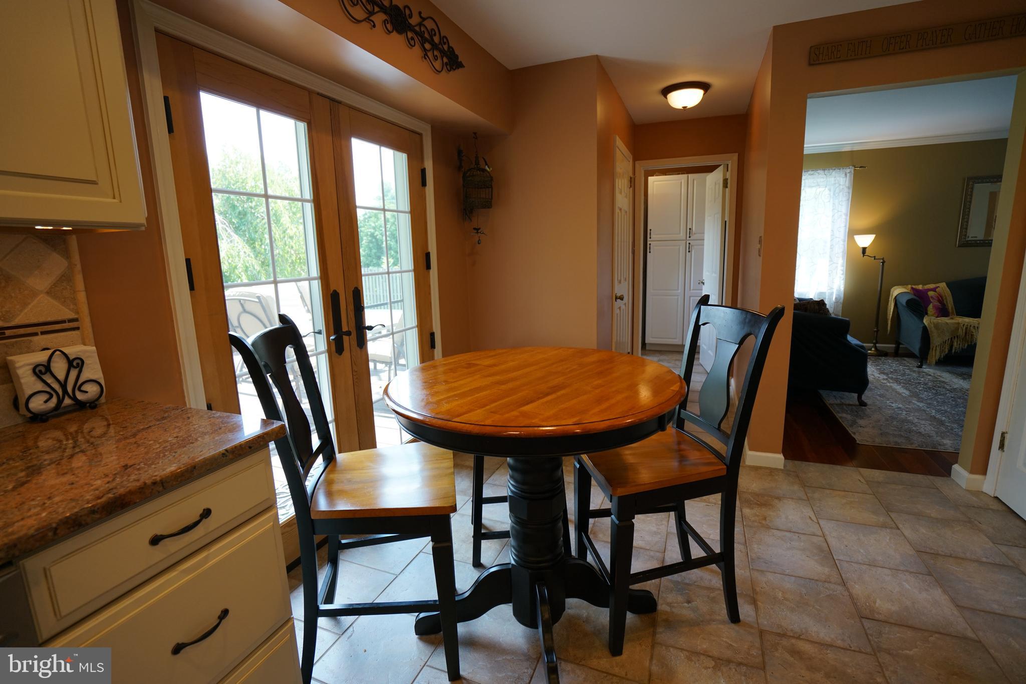 STERLING KNOLL - Residential