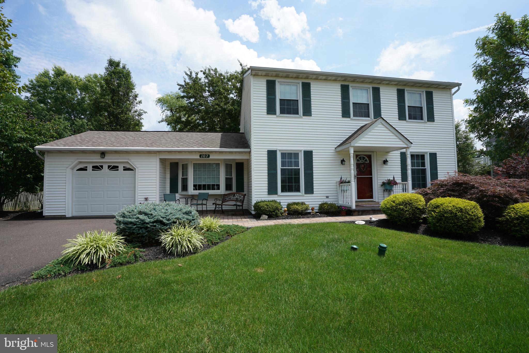 STERLING KNOLL - Residential