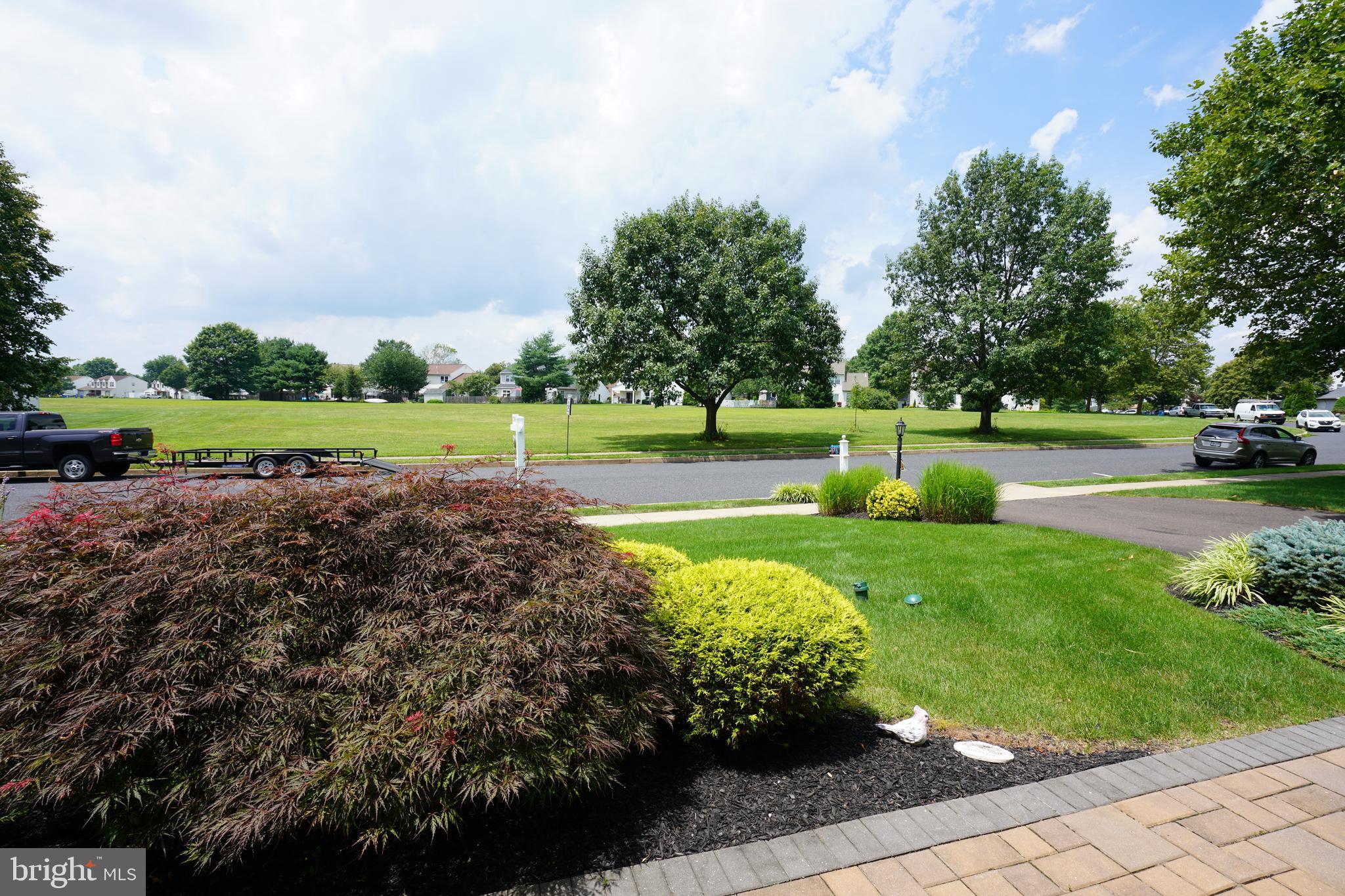 STERLING KNOLL - Residential