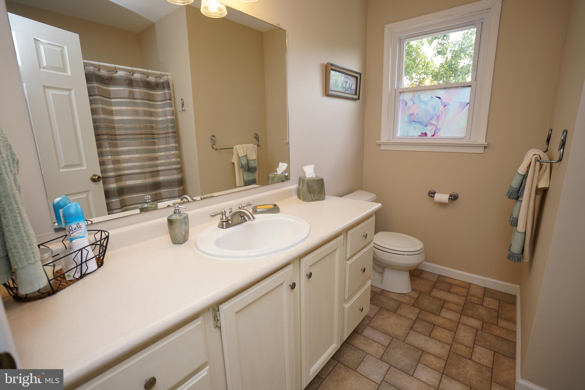 STERLING KNOLL - Residential