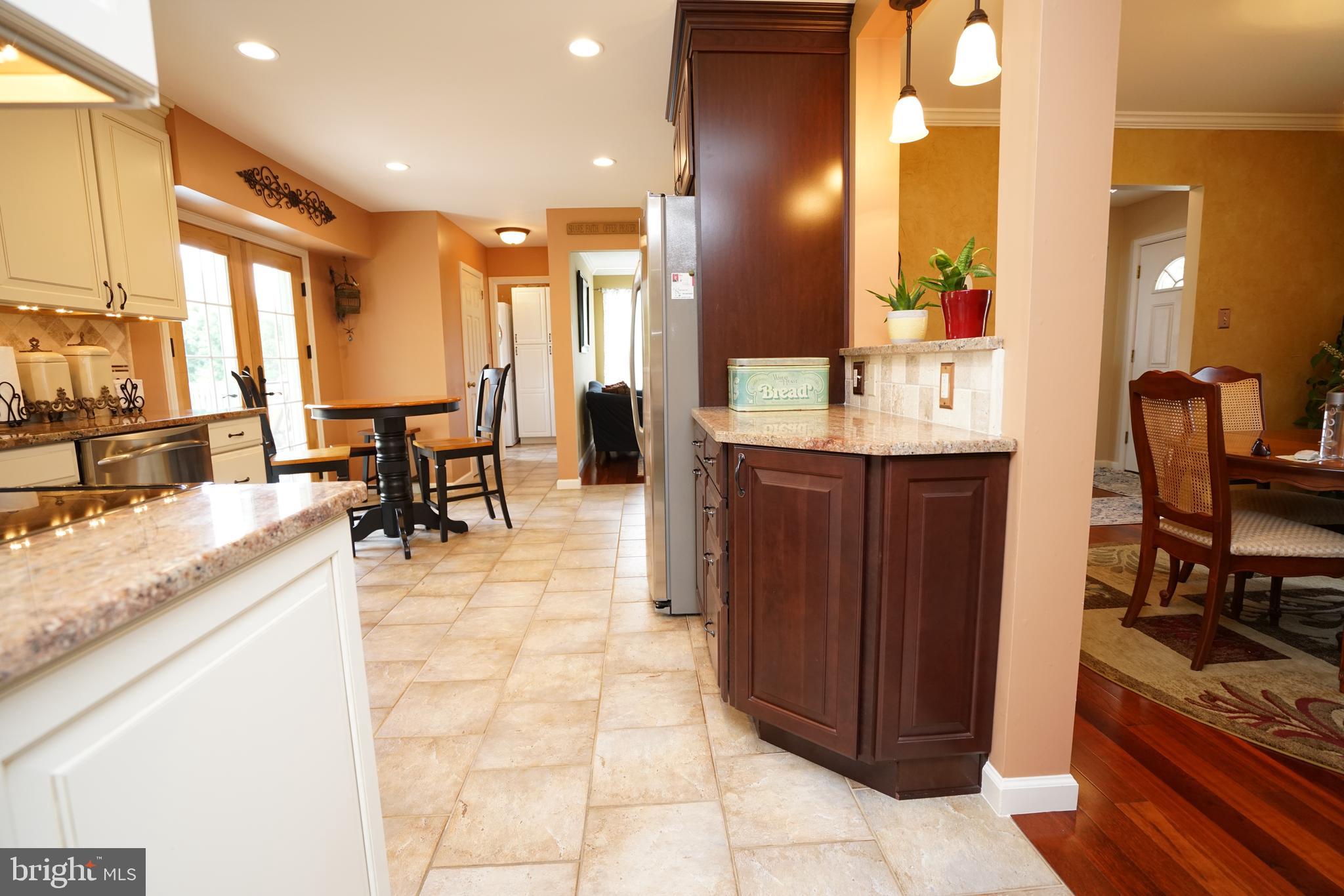 STERLING KNOLL - Residential