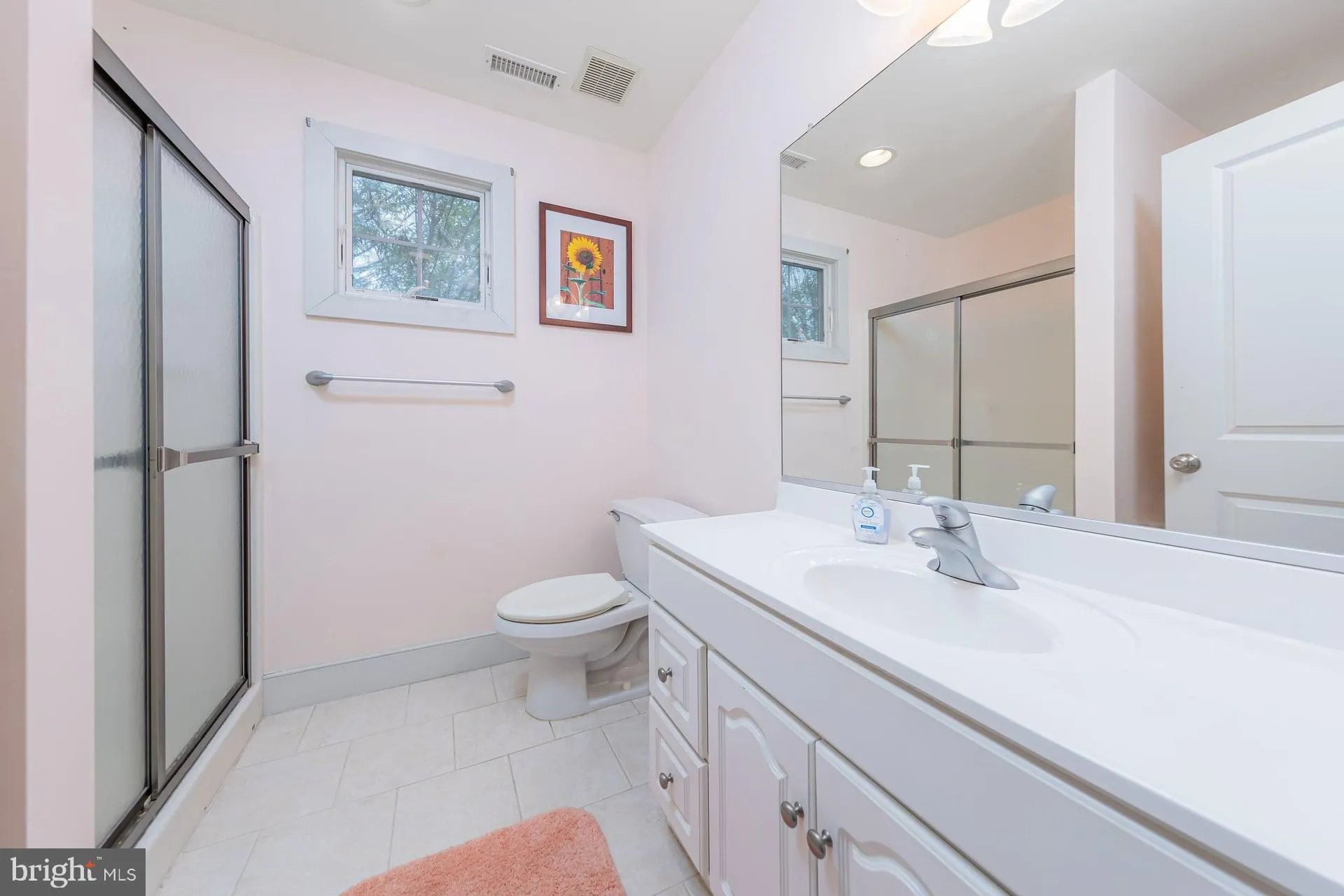 Ventnor City, New Jersey 08406, United States, 3 Bedrooms Bedrooms, ,3 BathroomsBathrooms,Residential,Pending,213025