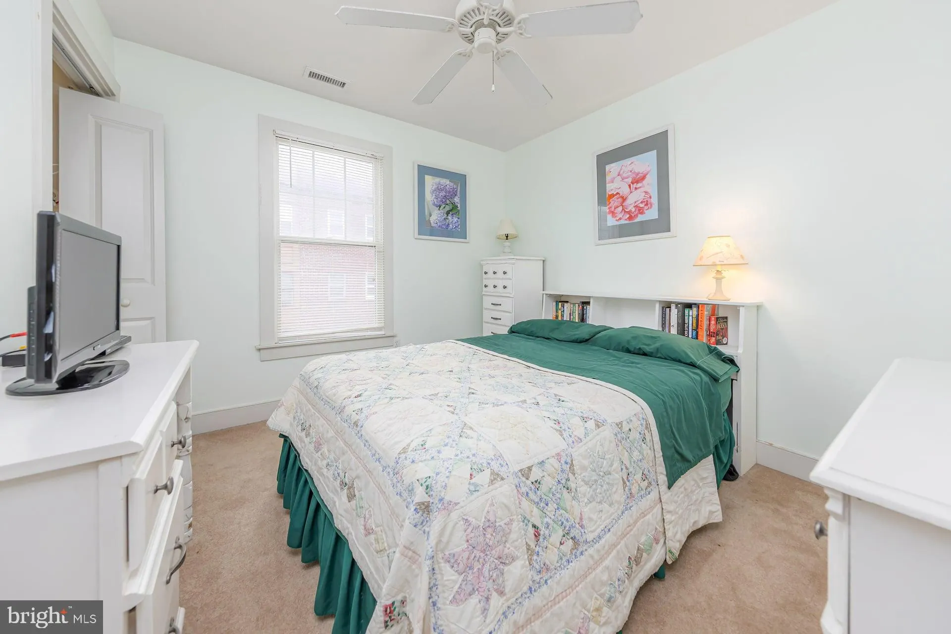 Ventnor City, New Jersey 08406, United States, 3 Bedrooms Bedrooms, ,3 BathroomsBathrooms,Residential,Pending,213025