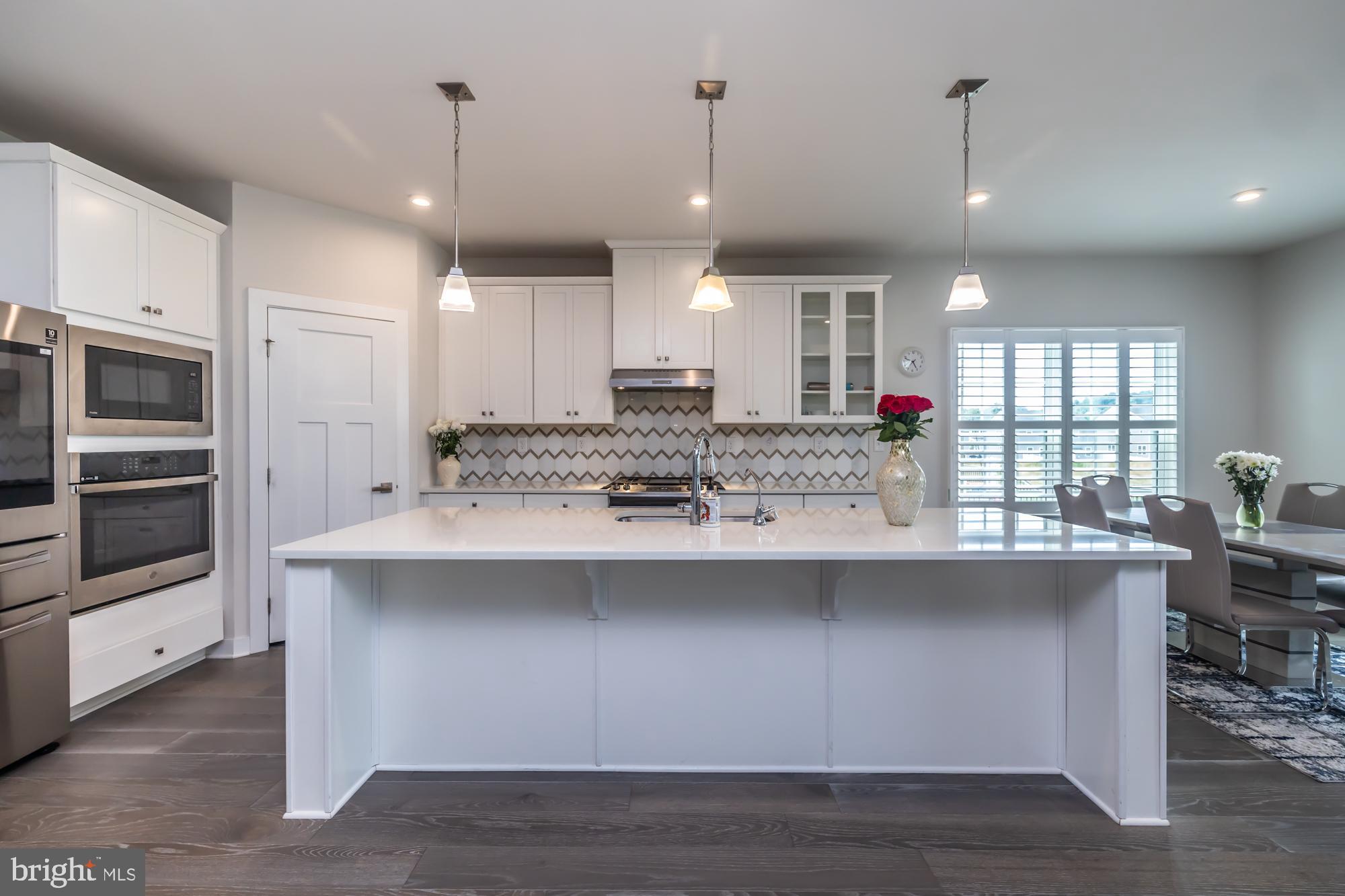 WOODFIELD - Residential Lease