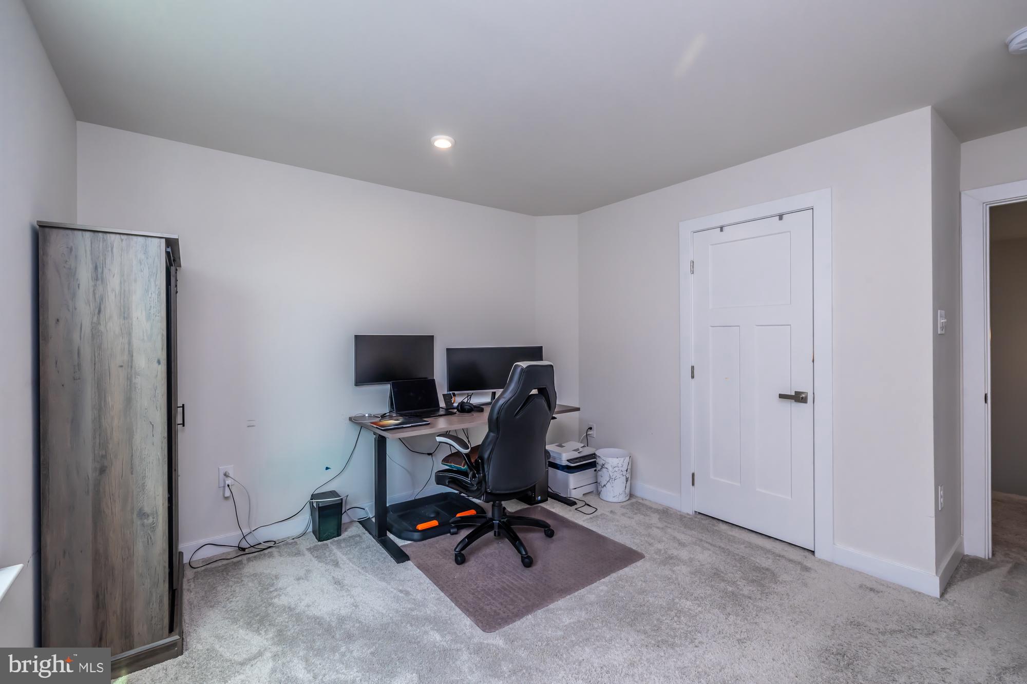 WOODFIELD - Residential Lease