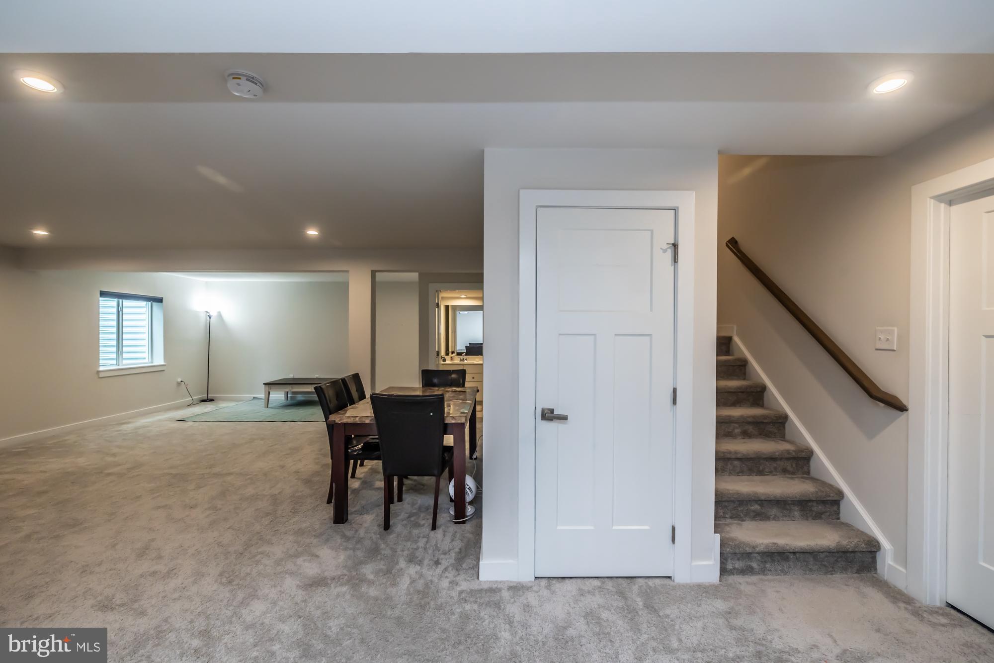 WOODFIELD - Residential Lease