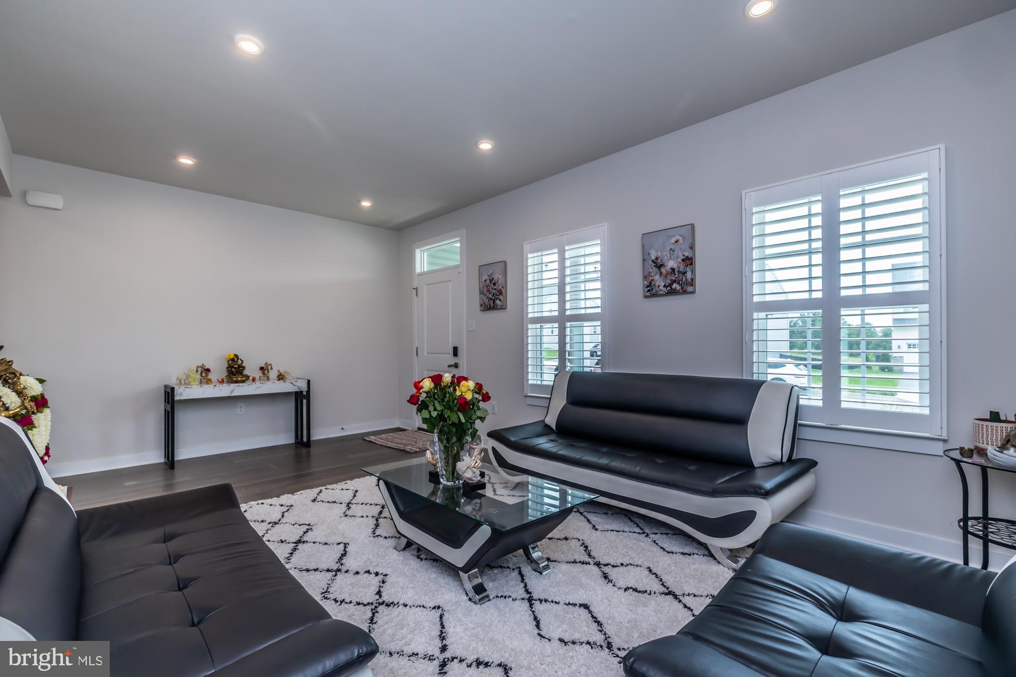 WOODFIELD - Residential Lease