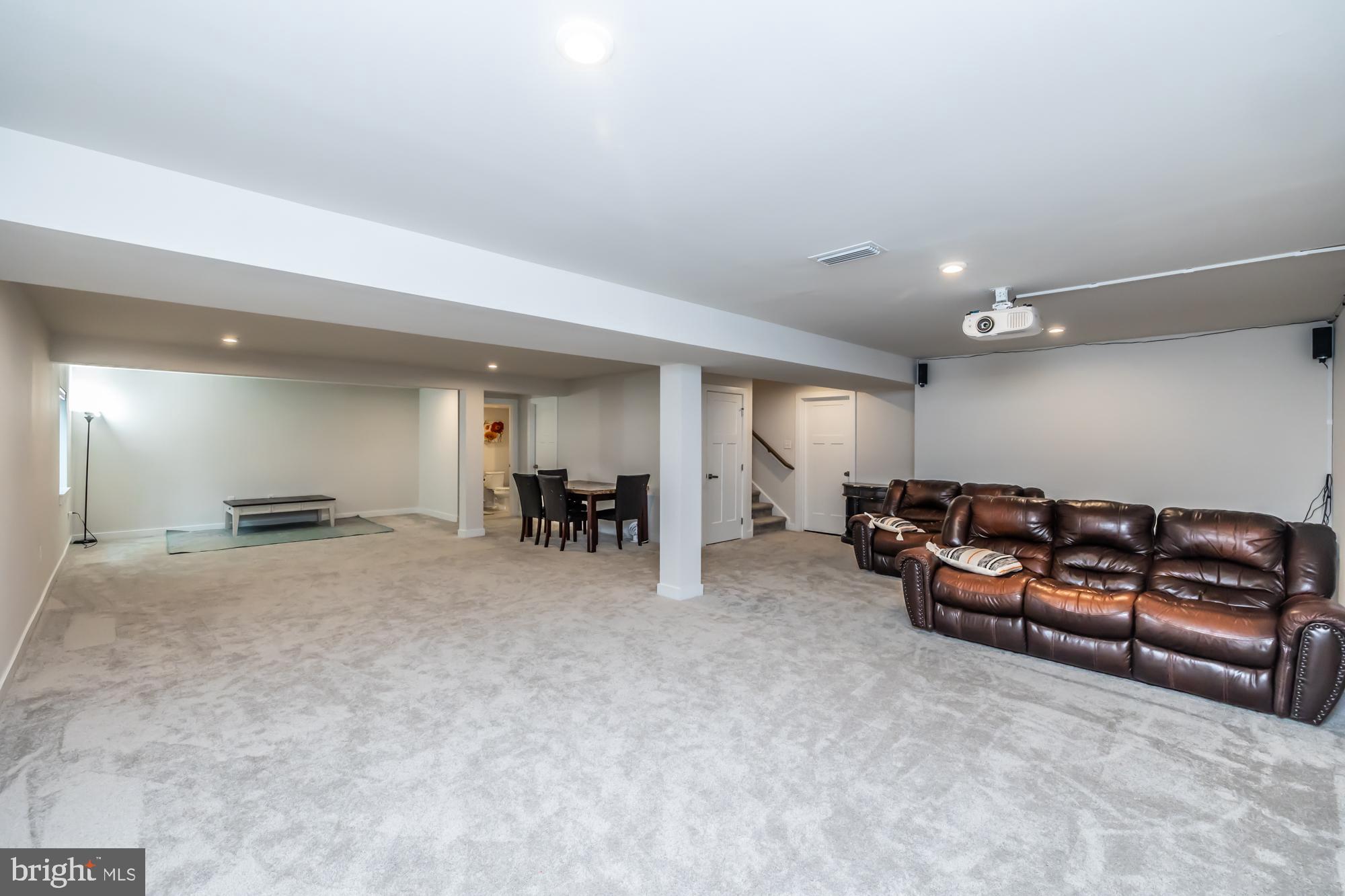 WOODFIELD - Residential Lease