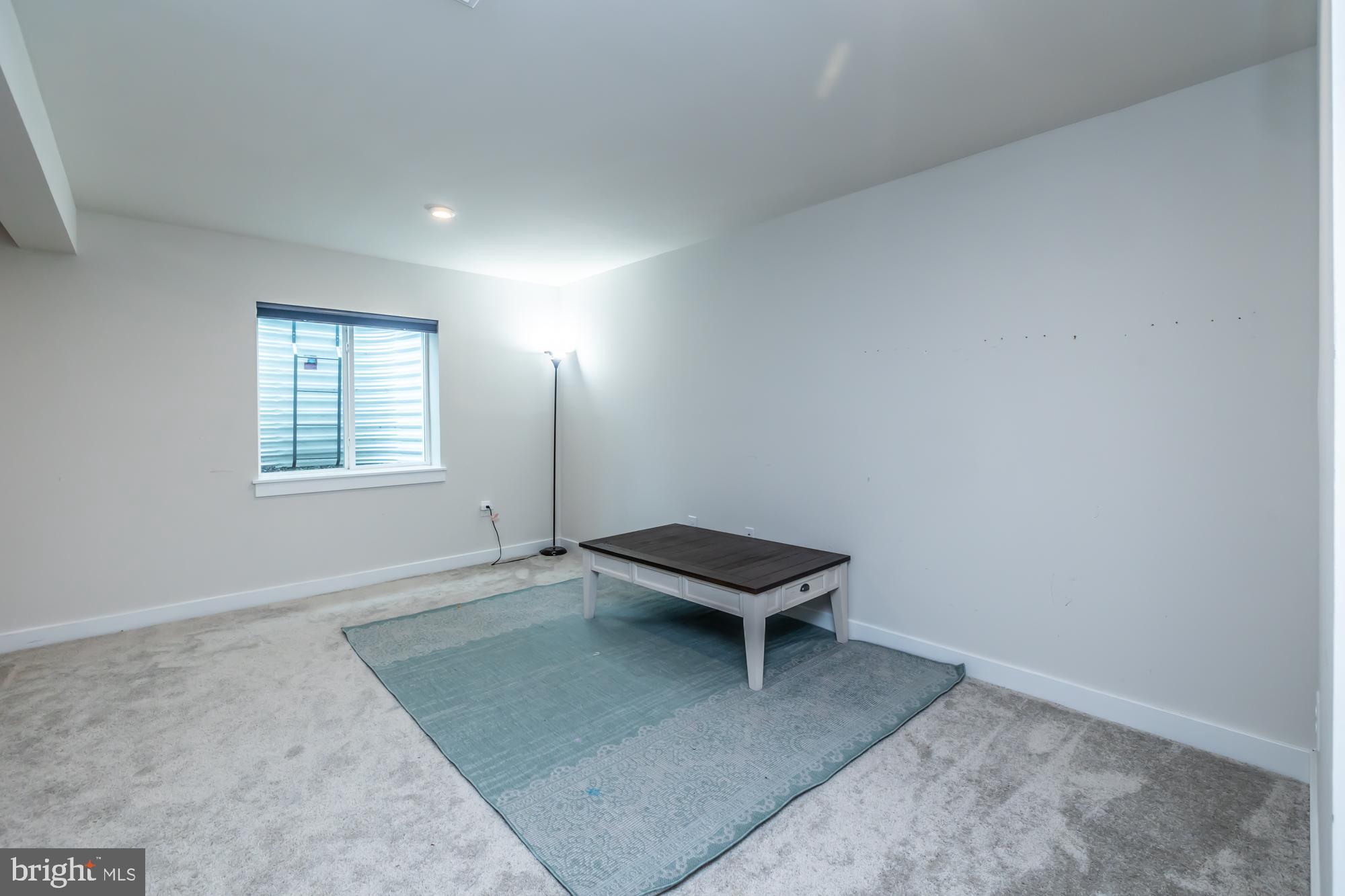 WOODFIELD - Residential Lease