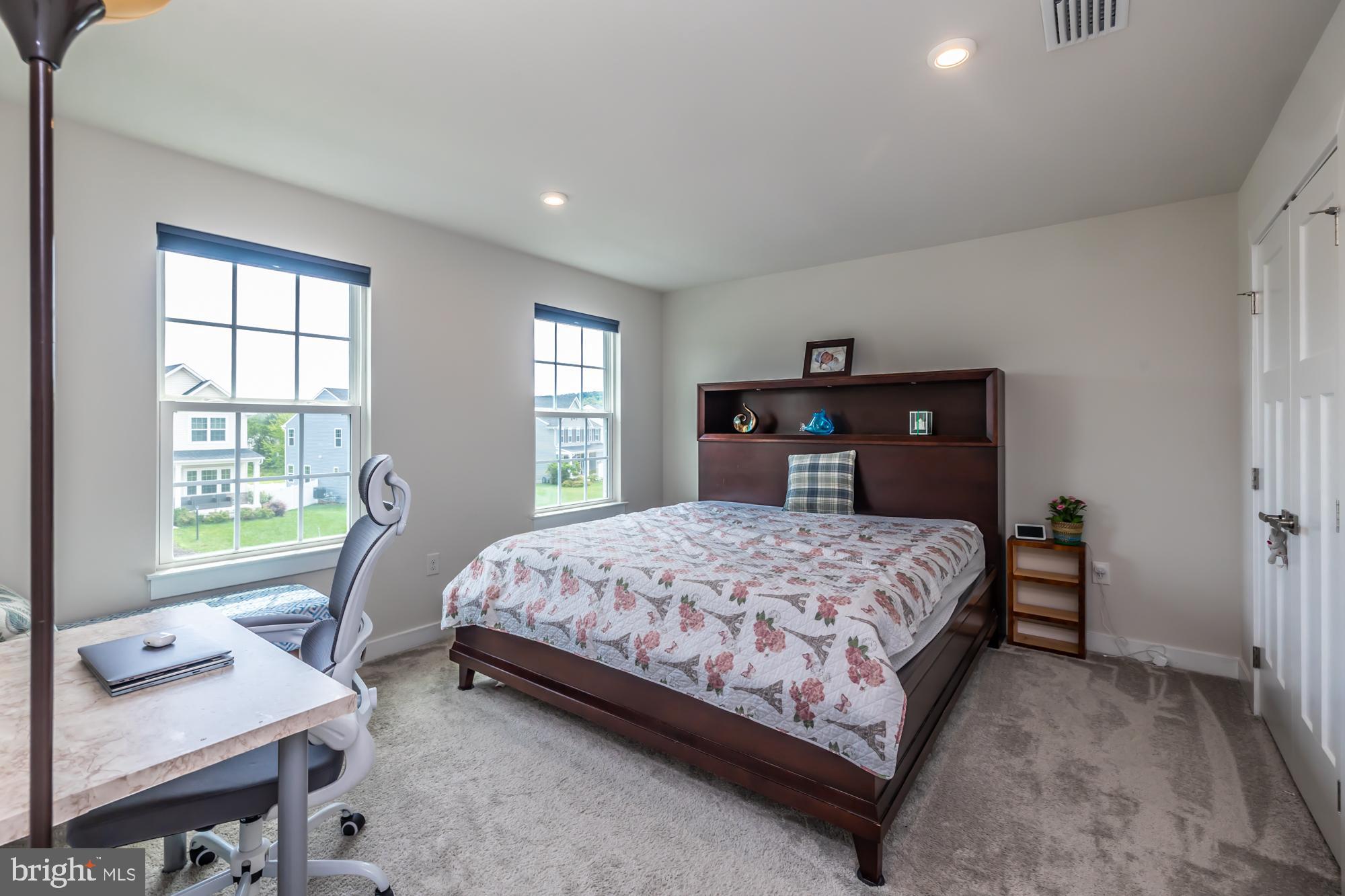 WOODFIELD - Residential Lease