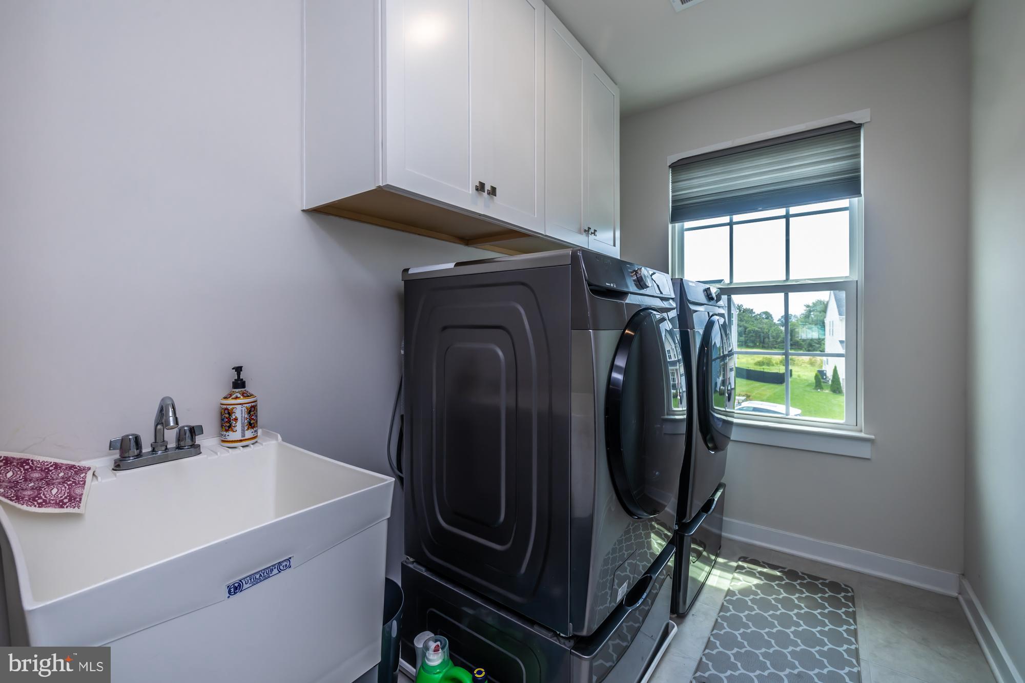 WOODFIELD - Residential Lease