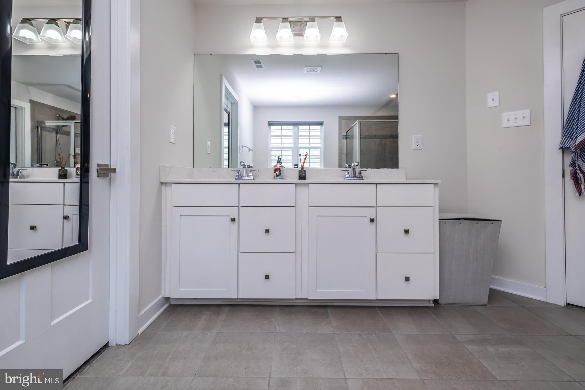 WOODFIELD - Residential Lease