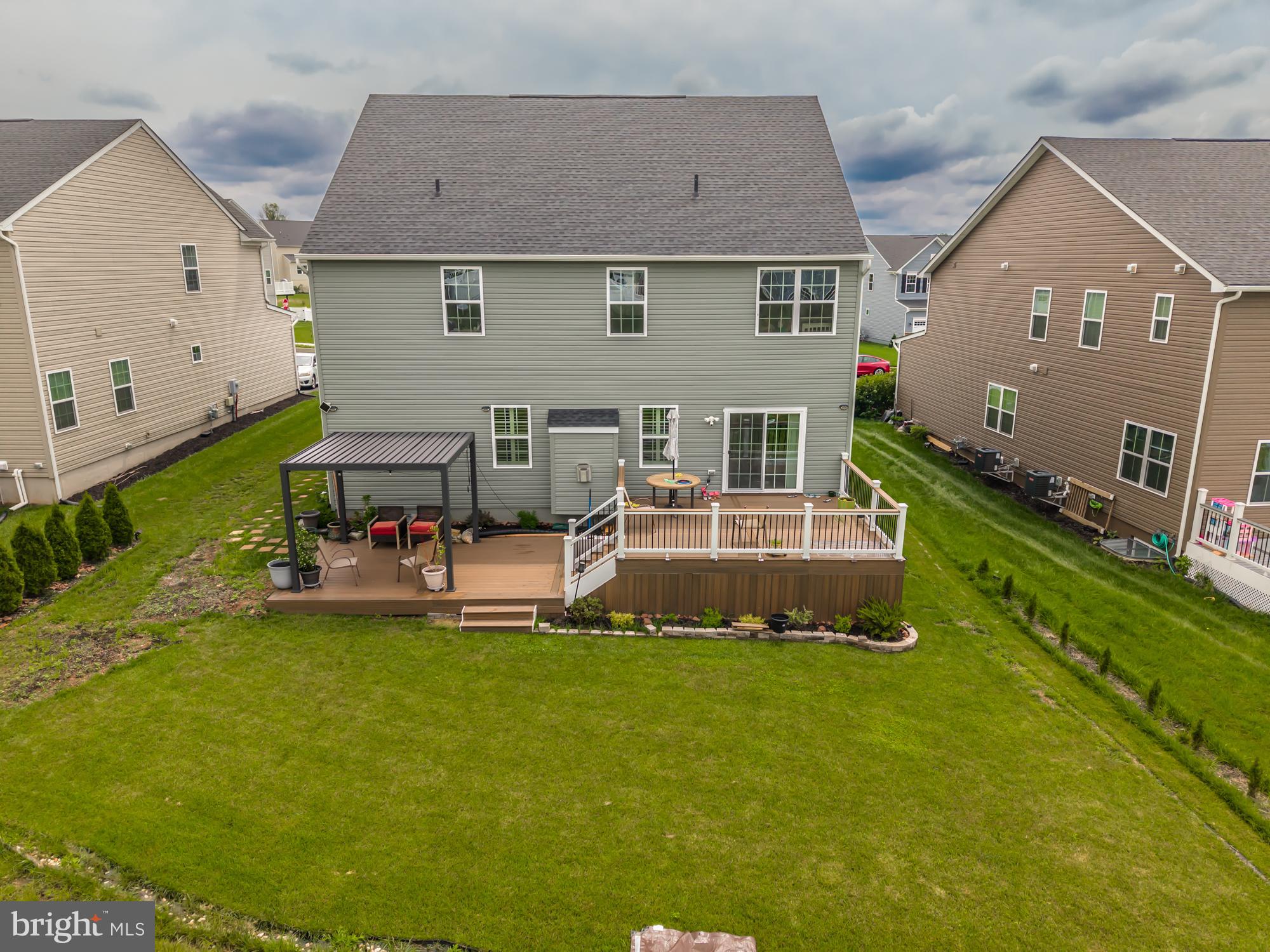 WOODFIELD - Residential Lease